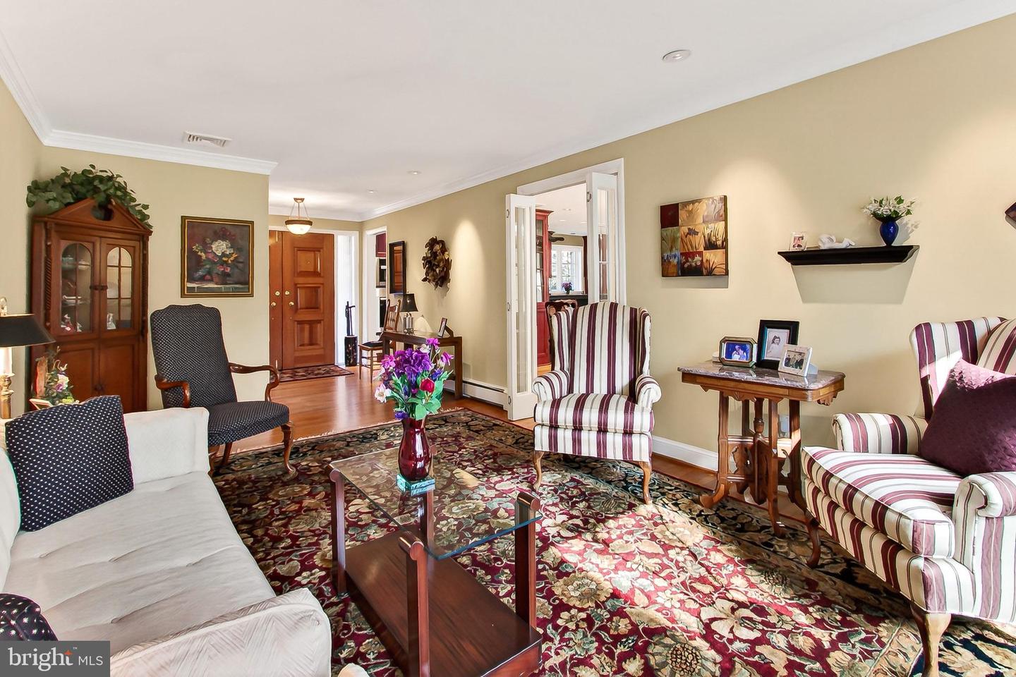 7509 WALTON LN, ANNANDALE, Virginia 22003, 4 Bedrooms Bedrooms, ,3 BathroomsBathrooms,Residential,For sale,7509 WALTON LN,VAFX2286002 MLS # VAFX2286002