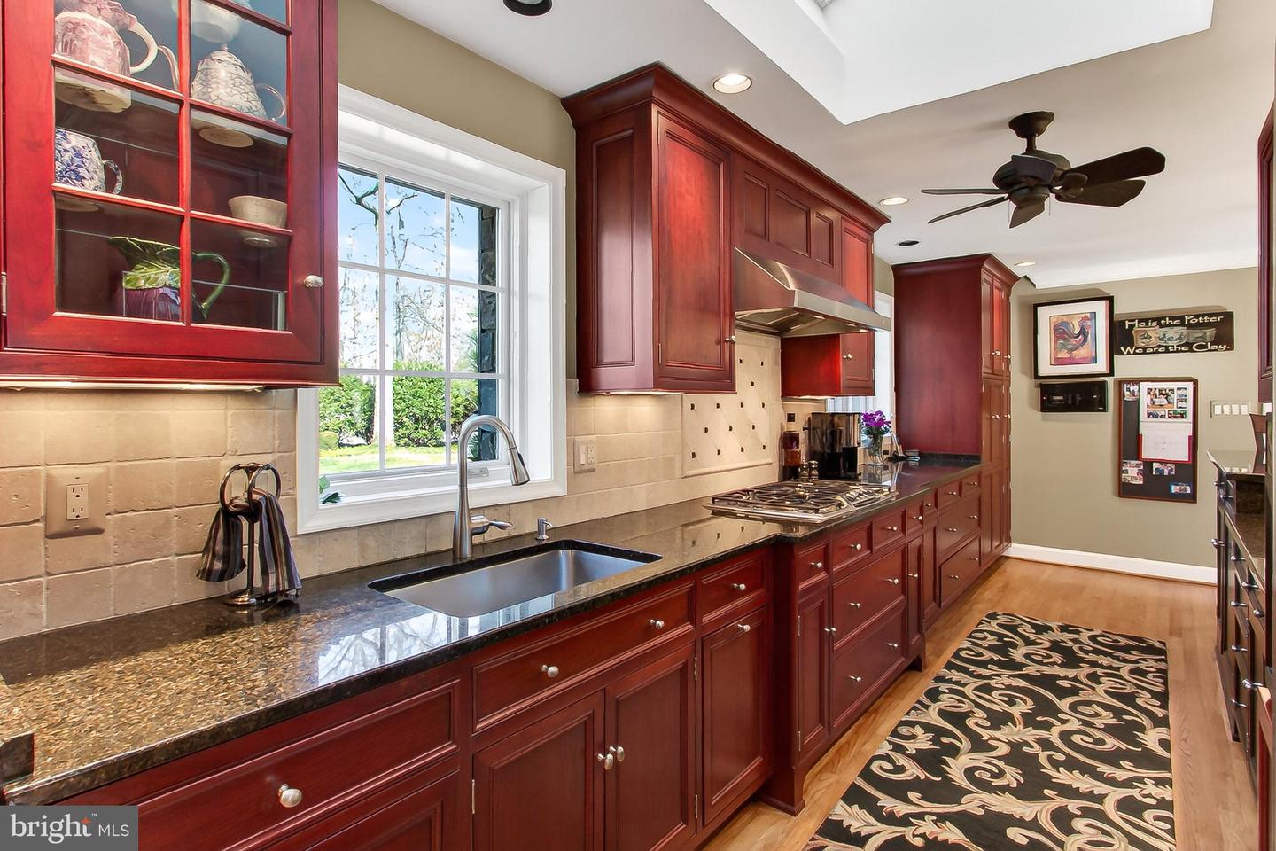 7509 WALTON LN, ANNANDALE, Virginia 22003, 4 Bedrooms Bedrooms, ,3 BathroomsBathrooms,Residential,For sale,7509 WALTON LN,VAFX2286002 MLS # VAFX2286002