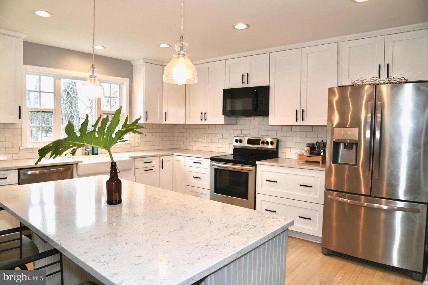 10009 LAURAN PL, NOKESVILLE, Virginia 20181, 4 Bedrooms Bedrooms, 7 Rooms Rooms,3 BathroomsBathrooms,Residential,For sale,10009 LAURAN PL,VAPW2110668 MLS # VAPW2110668