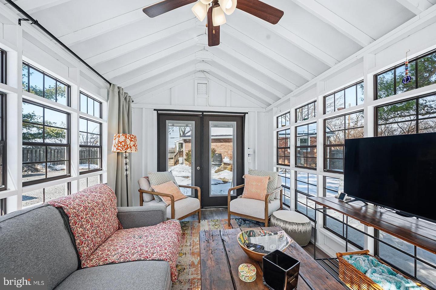 10843 HARRY BYRD HWY, BERRYVILLE, Virginia 22611, 3 Bedrooms Bedrooms, ,2 BathroomsBathrooms,Residential,For sale,10843 HARRY BYRD HWY,VACL2006336 MLS # VACL2006336