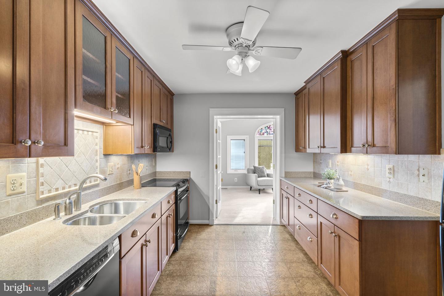 7515 FAIRWOOD LN, FALLS CHURCH, Virginia 22046, 3 Bedrooms Bedrooms, ,2 BathroomsBathrooms,Residential,For sale,7515 FAIRWOOD LN,VAFX2286822 MLS # VAFX2286822