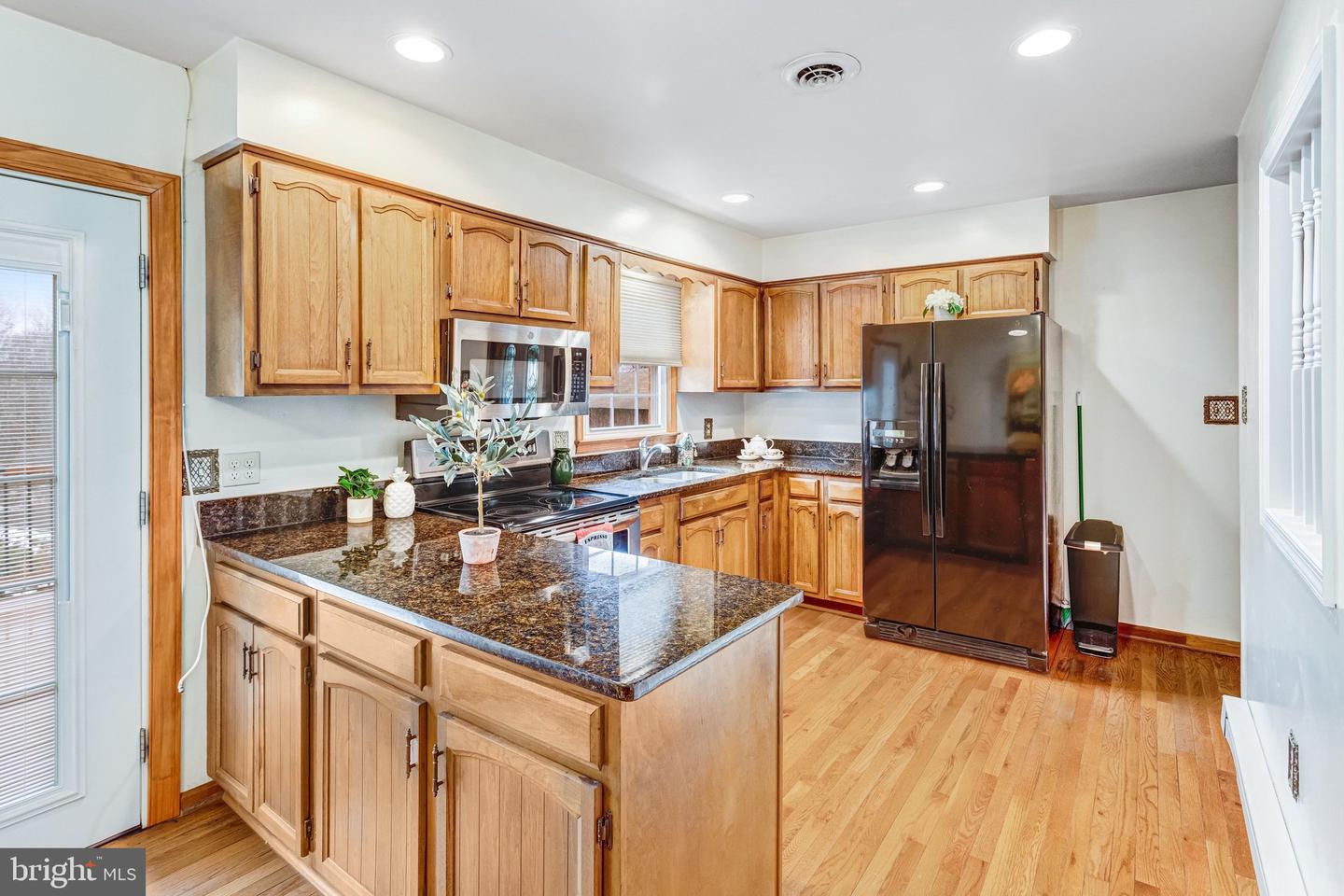 9808 EVANS FORD RD, MANASSAS, Virginia 20111, 3 Bedrooms Bedrooms, ,2 BathroomsBathrooms,Residential,For sale,9808 EVANS FORD RD,VAPW2111056 MLS # VAPW2111056