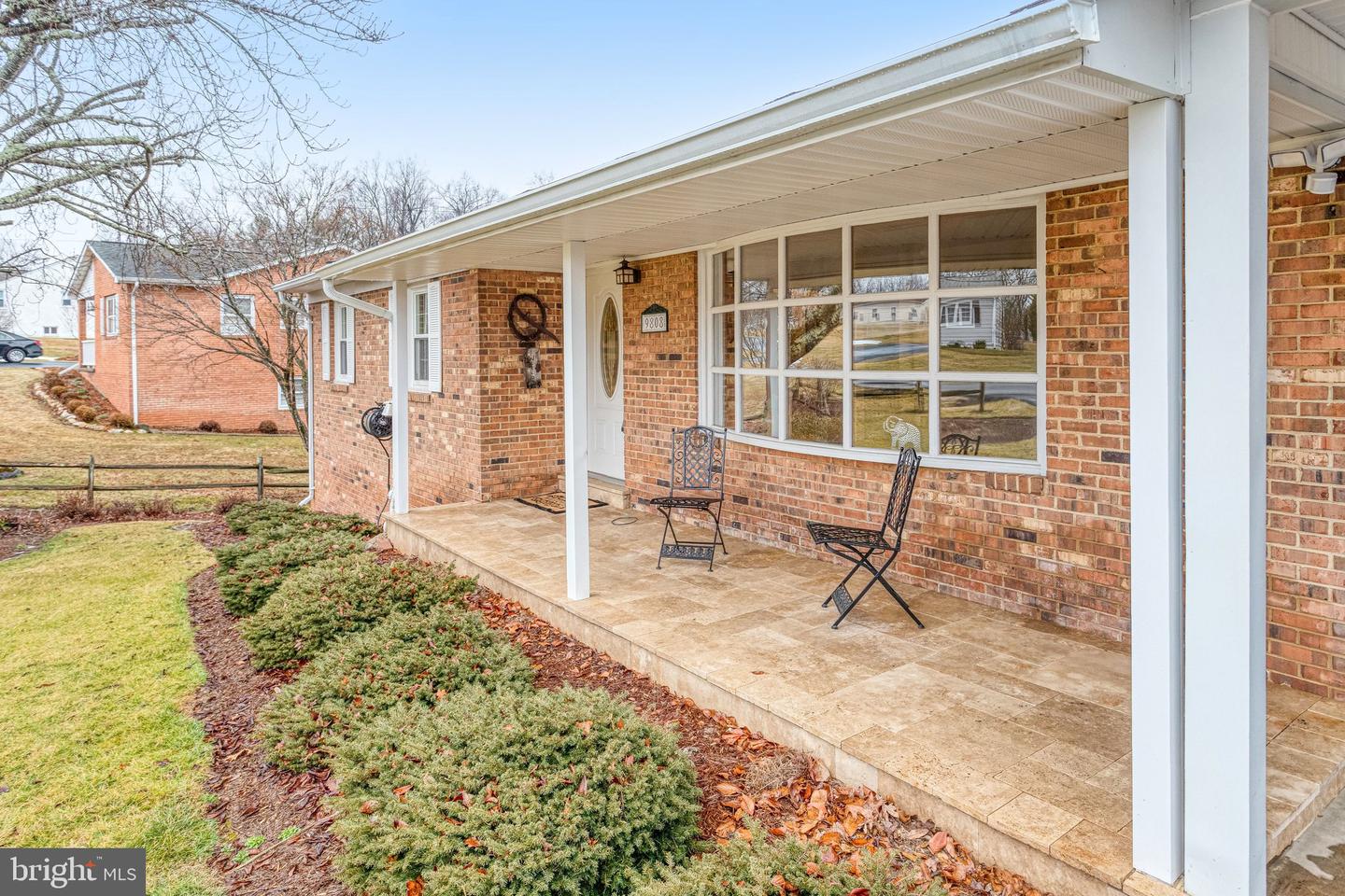 9808 EVANS FORD RD, MANASSAS, Virginia 20111, 3 Bedrooms Bedrooms, ,2 BathroomsBathrooms,Residential,For sale,9808 EVANS FORD RD,VAPW2111056 MLS # VAPW2111056