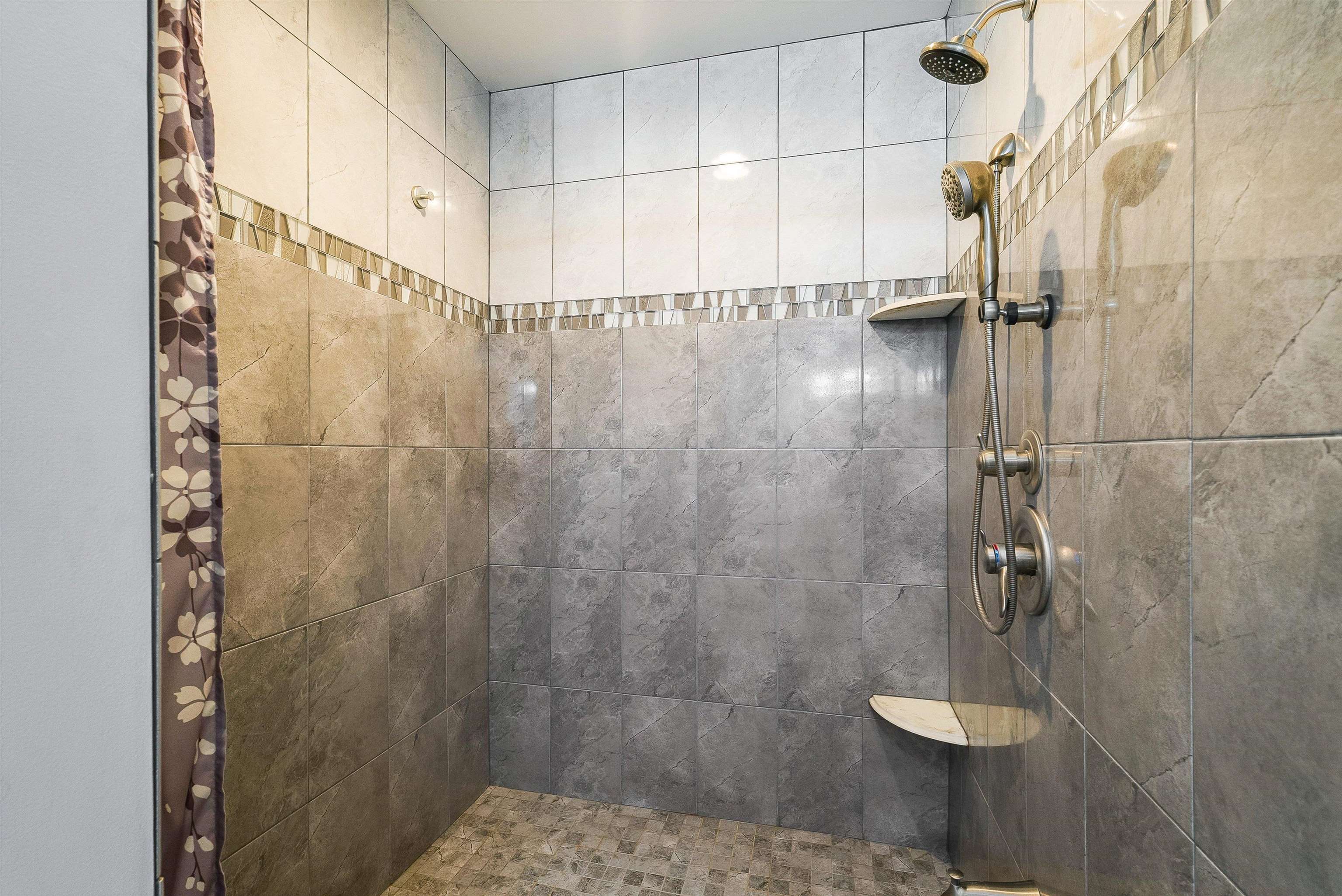 14572 DOWNEY KNOLLS DR, ELKTON, Virginia 22827, 2 Bedrooms Bedrooms, ,2 BathroomsBathrooms,Residential,14572 DOWNEY KNOLLS DR,673673 MLS # 673673