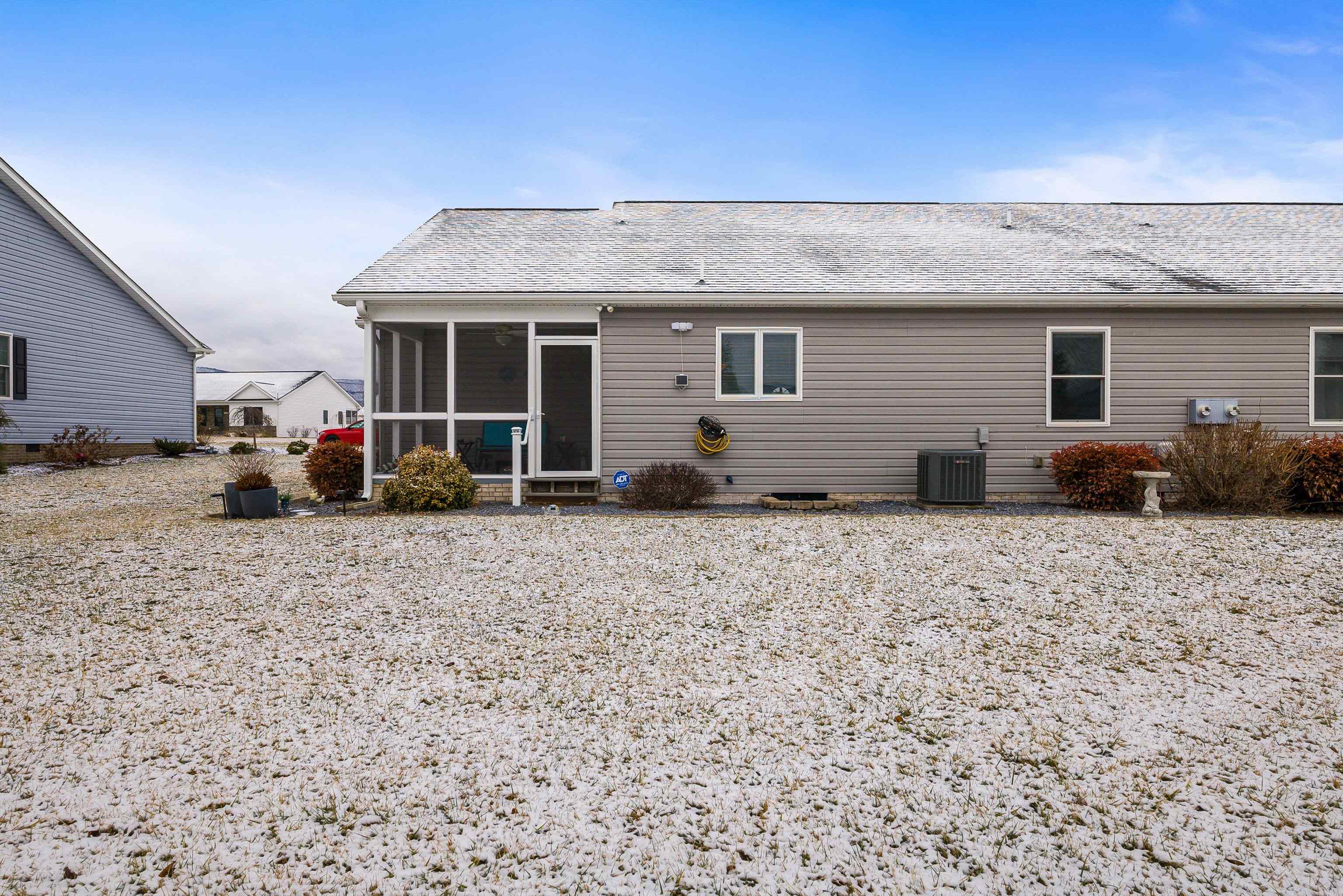 14572 DOWNEY KNOLLS DR, ELKTON, Virginia 22827, 2 Bedrooms Bedrooms, ,2 BathroomsBathrooms,Residential,14572 DOWNEY KNOLLS DR,673673 MLS # 673673