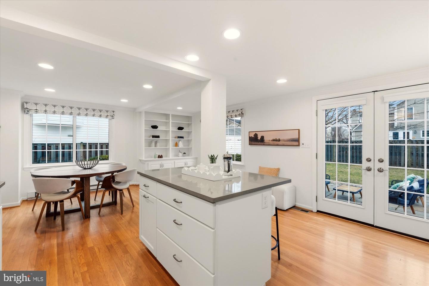 2700 CAMERON MILLS RD, ALEXANDRIA, Virginia 22302, 4 Bedrooms Bedrooms, ,3 BathroomsBathrooms,Residential,For sale,2700 CAMERON MILLS RD,VAAX2053470 MLS # VAAX2053470