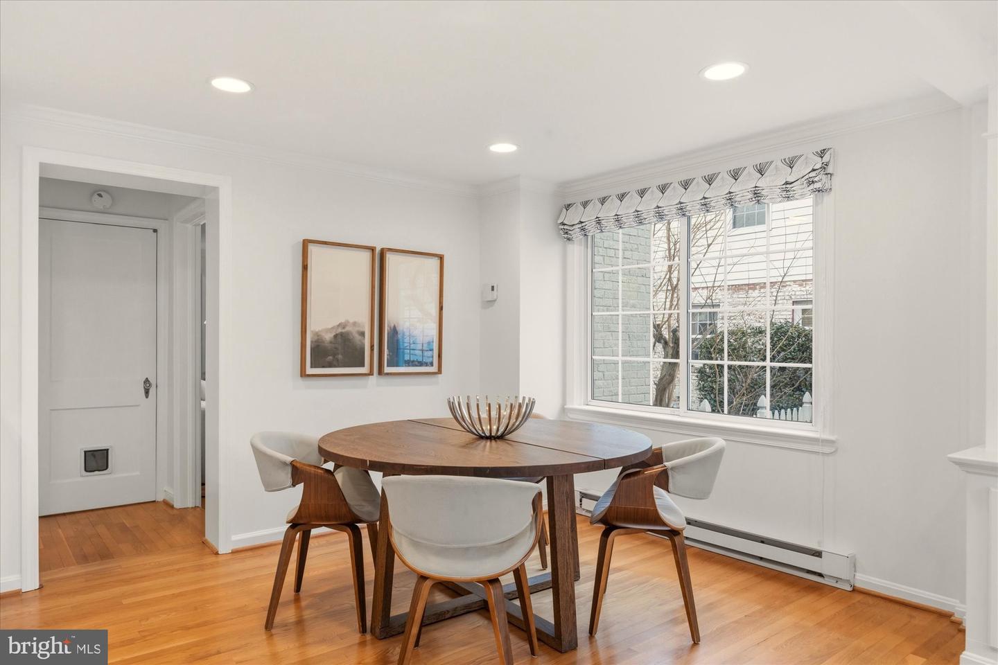 2700 CAMERON MILLS RD, ALEXANDRIA, Virginia 22302, 4 Bedrooms Bedrooms, ,3 BathroomsBathrooms,Residential,For sale,2700 CAMERON MILLS RD,VAAX2053470 MLS # VAAX2053470