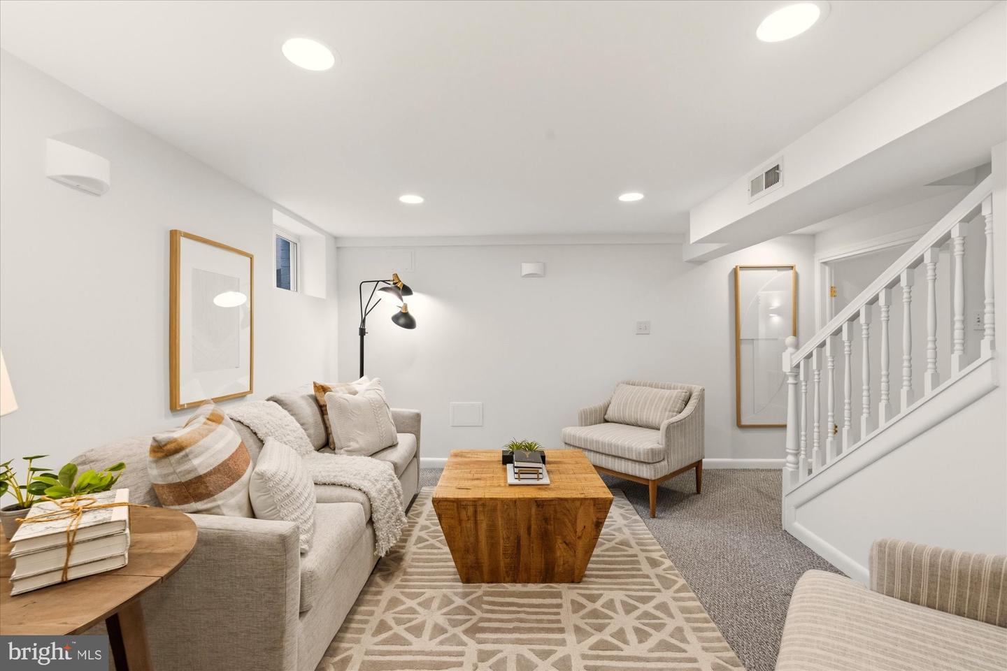 2700 CAMERON MILLS RD, ALEXANDRIA, Virginia 22302, 4 Bedrooms Bedrooms, ,3 BathroomsBathrooms,Residential,For sale,2700 CAMERON MILLS RD,VAAX2053470 MLS # VAAX2053470