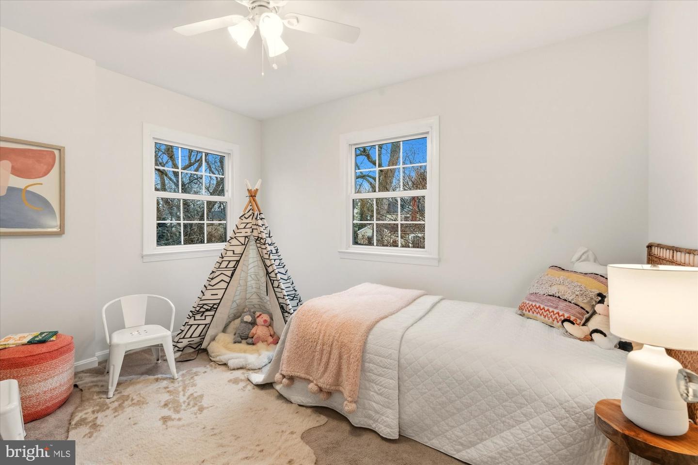 2700 CAMERON MILLS RD, ALEXANDRIA, Virginia 22302, 4 Bedrooms Bedrooms, ,3 BathroomsBathrooms,Residential,For sale,2700 CAMERON MILLS RD,VAAX2053470 MLS # VAAX2053470