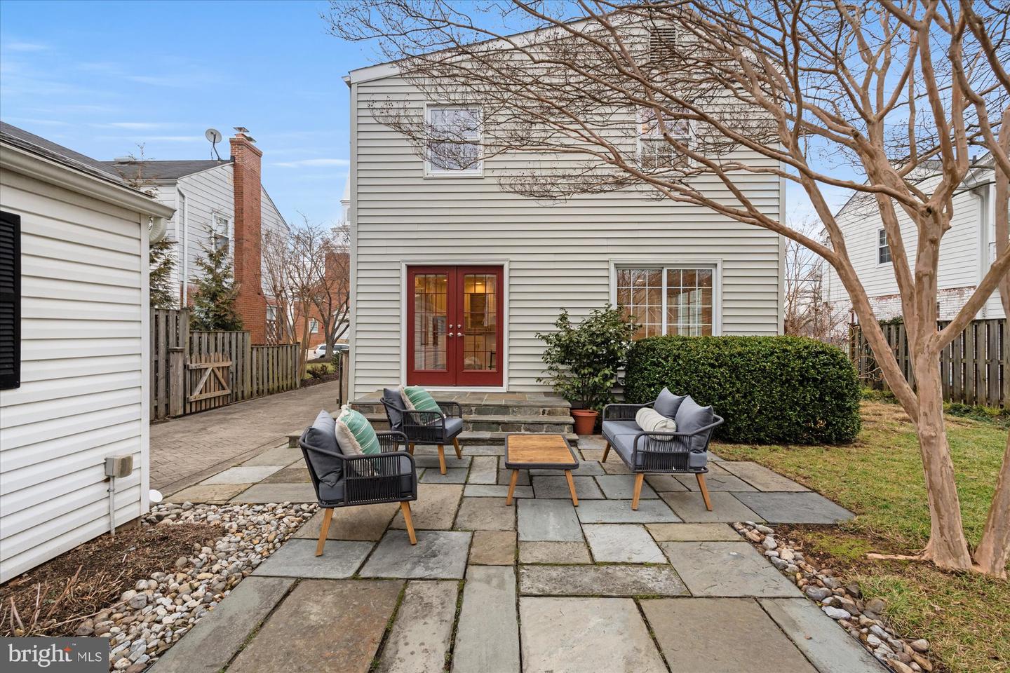 2700 CAMERON MILLS RD, ALEXANDRIA, Virginia 22302, 4 Bedrooms Bedrooms, ,3 BathroomsBathrooms,Residential,For sale,2700 CAMERON MILLS RD,VAAX2053470 MLS # VAAX2053470