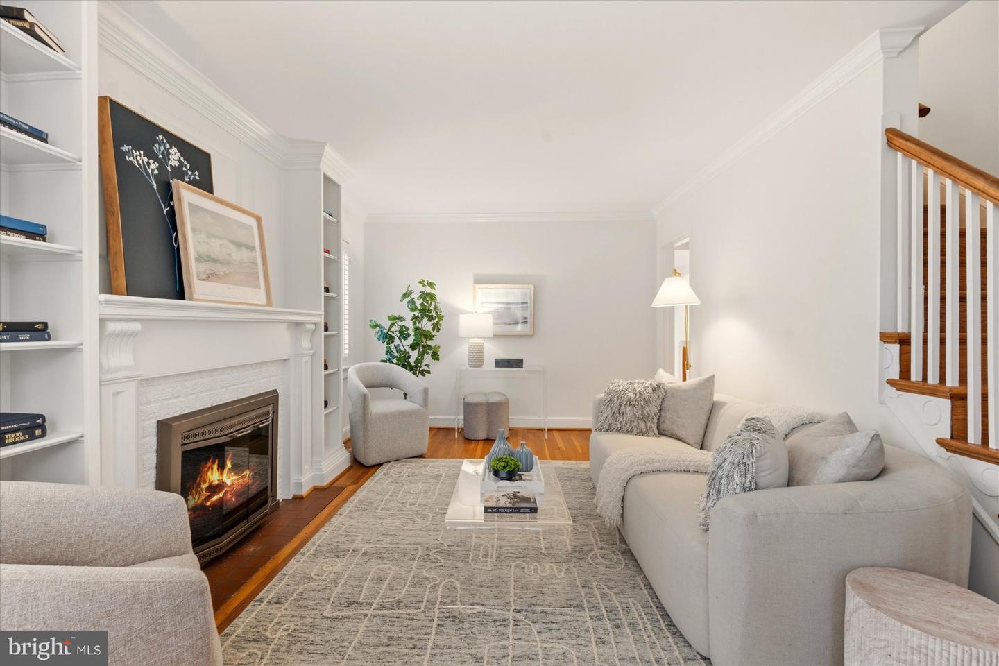 2700 CAMERON MILLS RD, ALEXANDRIA, Virginia 22302, 4 Bedrooms Bedrooms, ,3 BathroomsBathrooms,Residential,For sale,2700 CAMERON MILLS RD,VAAX2053470 MLS # VAAX2053470