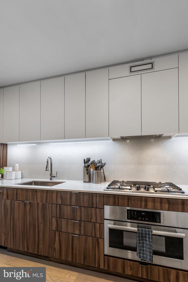 37 L ST SE #803, WASHINGTON, District Of Columbia 20003, 1 Bedroom Bedrooms, ,1 BathroomBathrooms,Residential,For sale,37 L ST SE #803,DCDC2243084 MLS # DCDC2243084 37 L ST SE #803, WASHINGTON, District Of Columbia 20003, 1 Bedroom Bedrooms, ,1 BathroomBathrooms,Residential,For sale,37 L ST SE #803,DCDC2243084 MLS # DCDC2243084