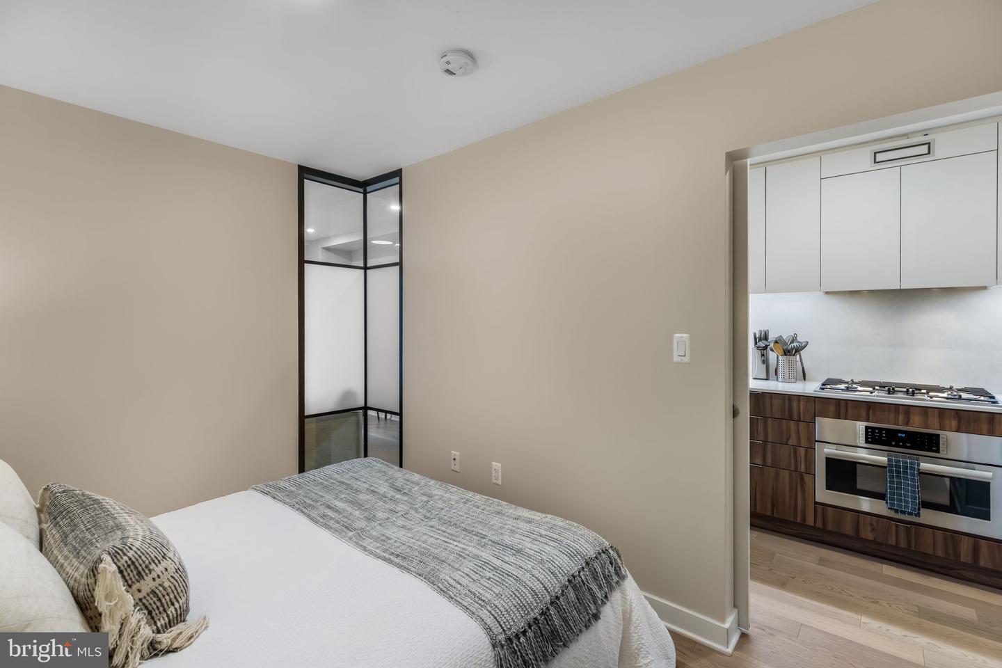 37 L ST SE #803, WASHINGTON, District Of Columbia 20003, 1 Bedroom Bedrooms, ,1 BathroomBathrooms,Residential,For sale,37 L ST SE #803,DCDC2243084 MLS # DCDC2243084 37 L ST SE #803, WASHINGTON, District Of Columbia 20003, 1 Bedroom Bedrooms, ,1 BathroomBathrooms,Residential,For sale,37 L ST SE #803,DCDC2243084 MLS # DCDC2243084