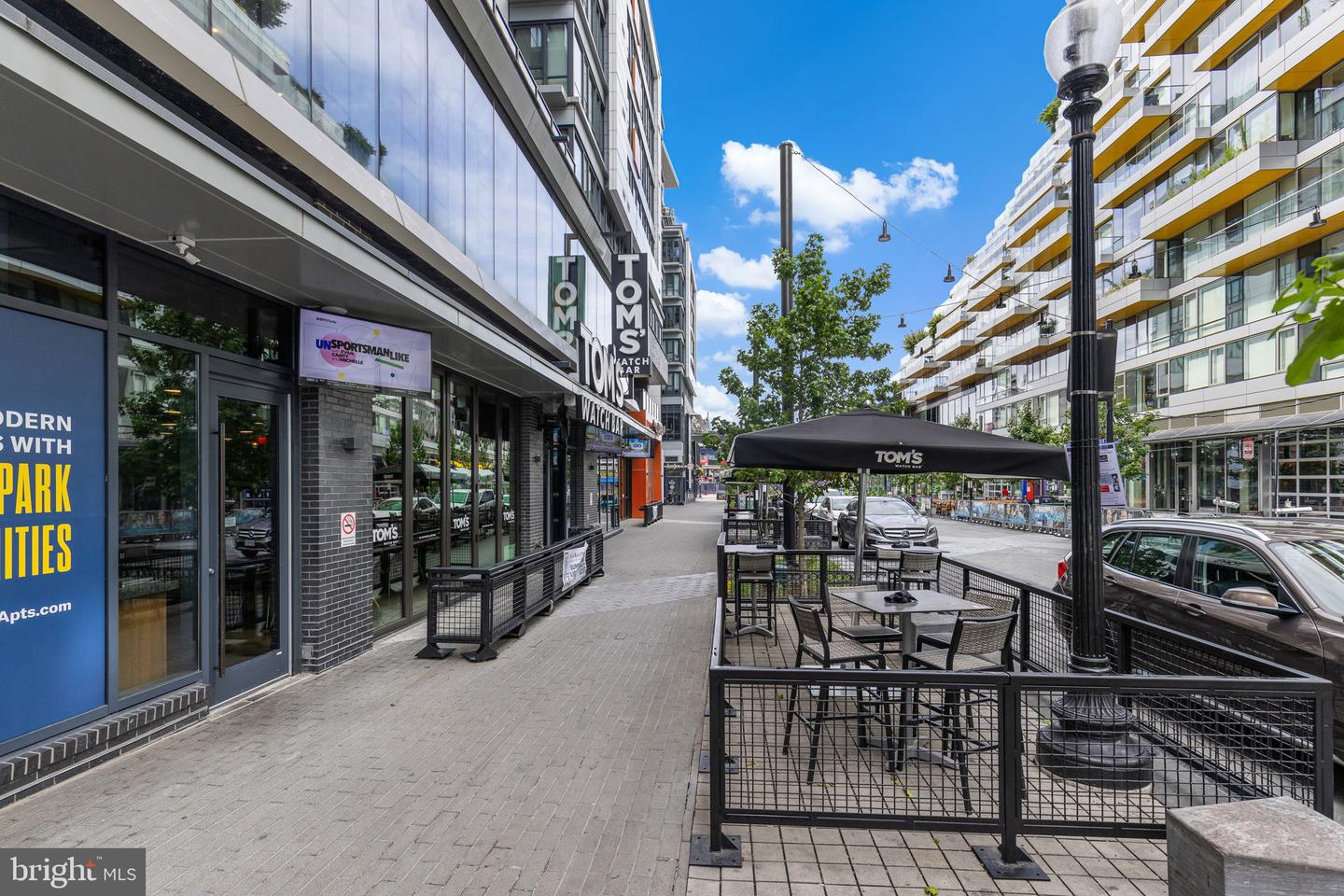 37 L ST SE #803, WASHINGTON, District Of Columbia 20003, 1 Bedroom Bedrooms, ,1 BathroomBathrooms,Residential,For sale,37 L ST SE #803,DCDC2243084 MLS # DCDC2243084 37 L ST SE #803, WASHINGTON, District Of Columbia 20003, 1 Bedroom Bedrooms, ,1 BathroomBathrooms,Residential,For sale,37 L ST SE #803,DCDC2243084 MLS # DCDC2243084