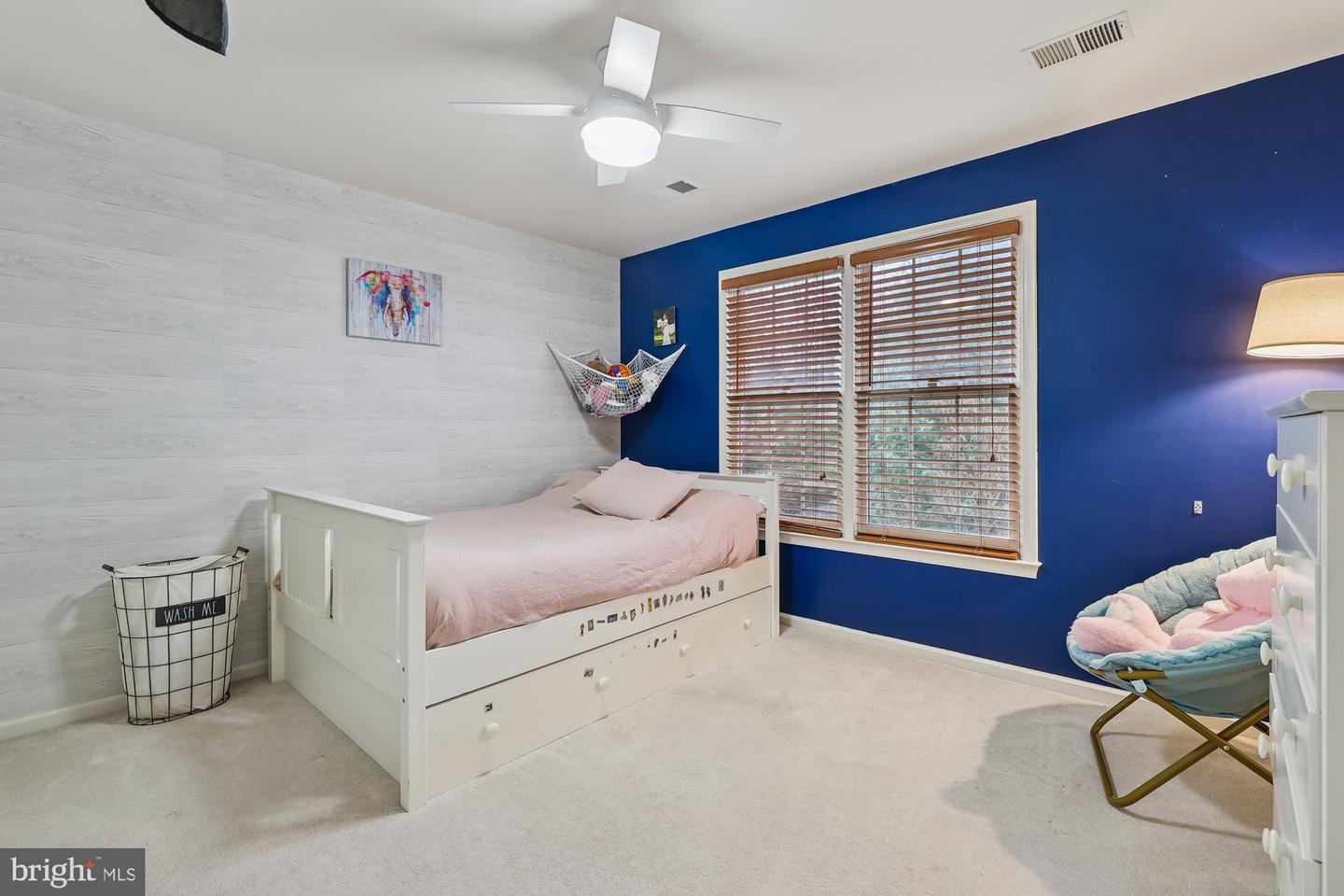 8514 OAK CHASE CIR, FAIRFAX STATION, Virginia 22039, 6 Bedrooms Bedrooms, ,4 BathroomsBathrooms,Residential,For sale,8514 OAK CHASE CIR,VAFX2287482 MLS # VAFX2287482