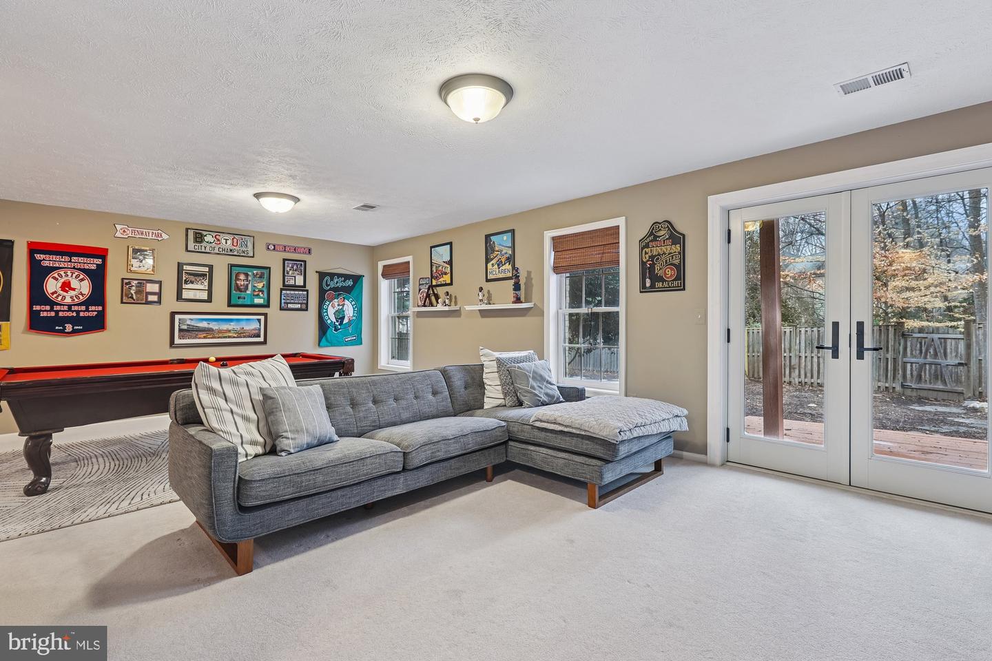 8514 OAK CHASE CIR, FAIRFAX STATION, Virginia 22039, 6 Bedrooms Bedrooms, ,4 BathroomsBathrooms,Residential,For sale,8514 OAK CHASE CIR,VAFX2287482 MLS # VAFX2287482