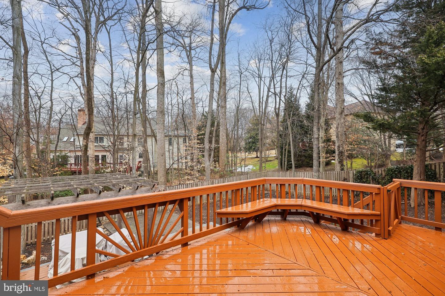 8514 OAK CHASE CIR, FAIRFAX STATION, Virginia 22039, 6 Bedrooms Bedrooms, ,4 BathroomsBathrooms,Residential,For sale,8514 OAK CHASE CIR,VAFX2287482 MLS # VAFX2287482