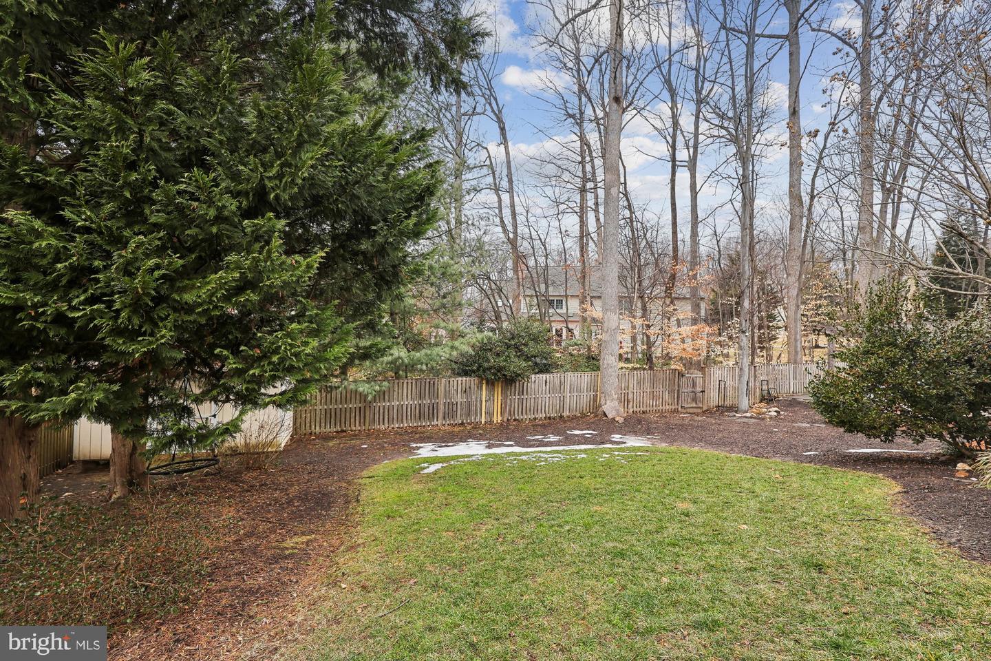 8514 OAK CHASE CIR, FAIRFAX STATION, Virginia 22039, 6 Bedrooms Bedrooms, ,4 BathroomsBathrooms,Residential,For sale,8514 OAK CHASE CIR,VAFX2287482 MLS # VAFX2287482