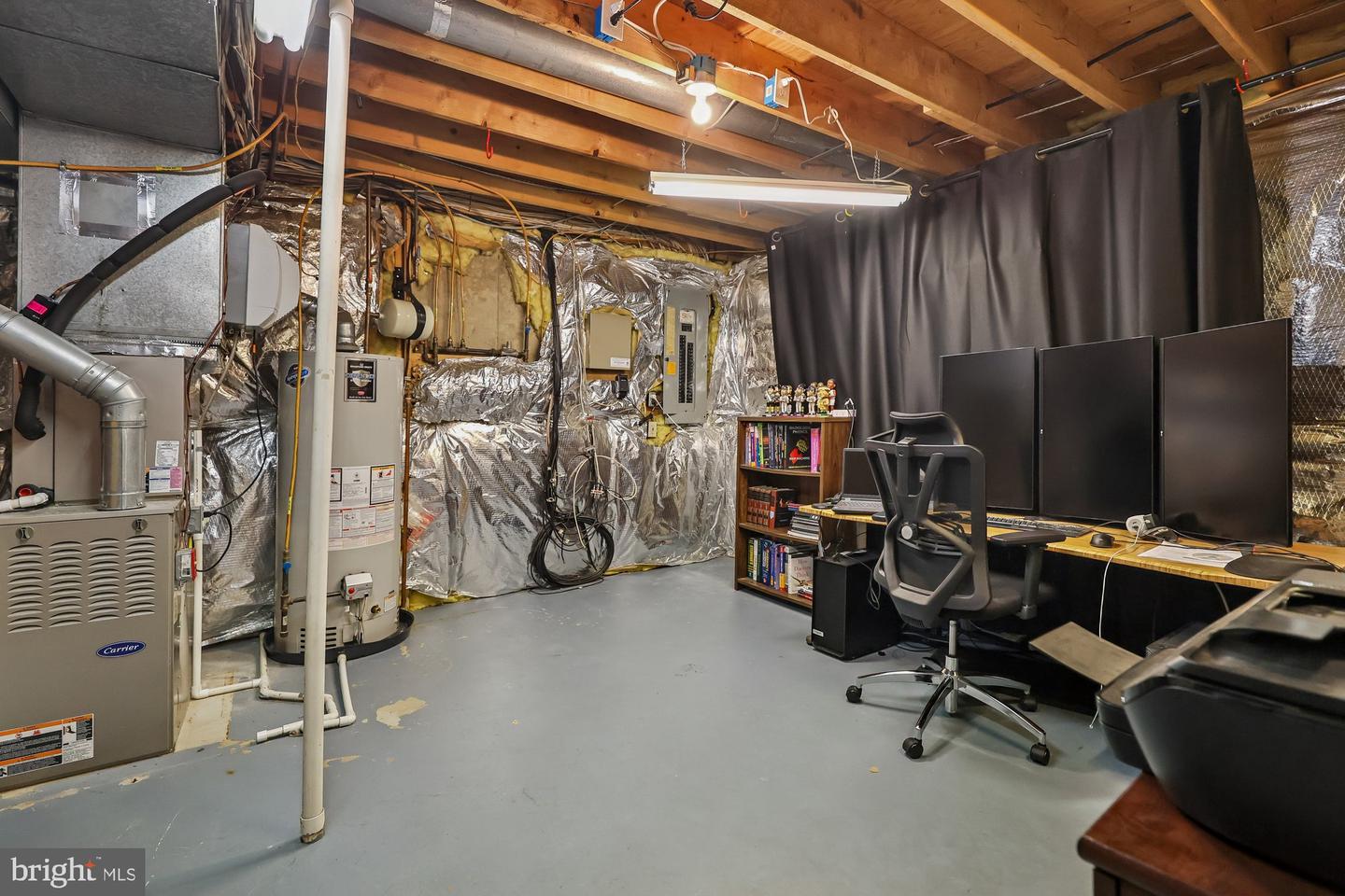 8514 OAK CHASE CIR, FAIRFAX STATION, Virginia 22039, 6 Bedrooms Bedrooms, ,4 BathroomsBathrooms,Residential,For sale,8514 OAK CHASE CIR,VAFX2287482 MLS # VAFX2287482