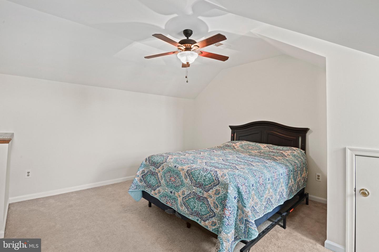 44025 ABERDEEN TER, ASHBURN, Virginia 20147, 3 Bedrooms Bedrooms, ,2 BathroomsBathrooms,Residential,For sale,44025 ABERDEEN TER,VALO2114636 MLS # VALO2114636