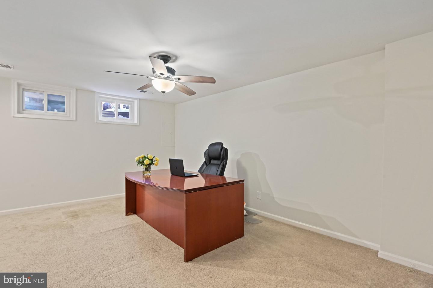 44025 ABERDEEN TER, ASHBURN, Virginia 20147, 3 Bedrooms Bedrooms, ,2 BathroomsBathrooms,Residential,For sale,44025 ABERDEEN TER,VALO2114636 MLS # VALO2114636