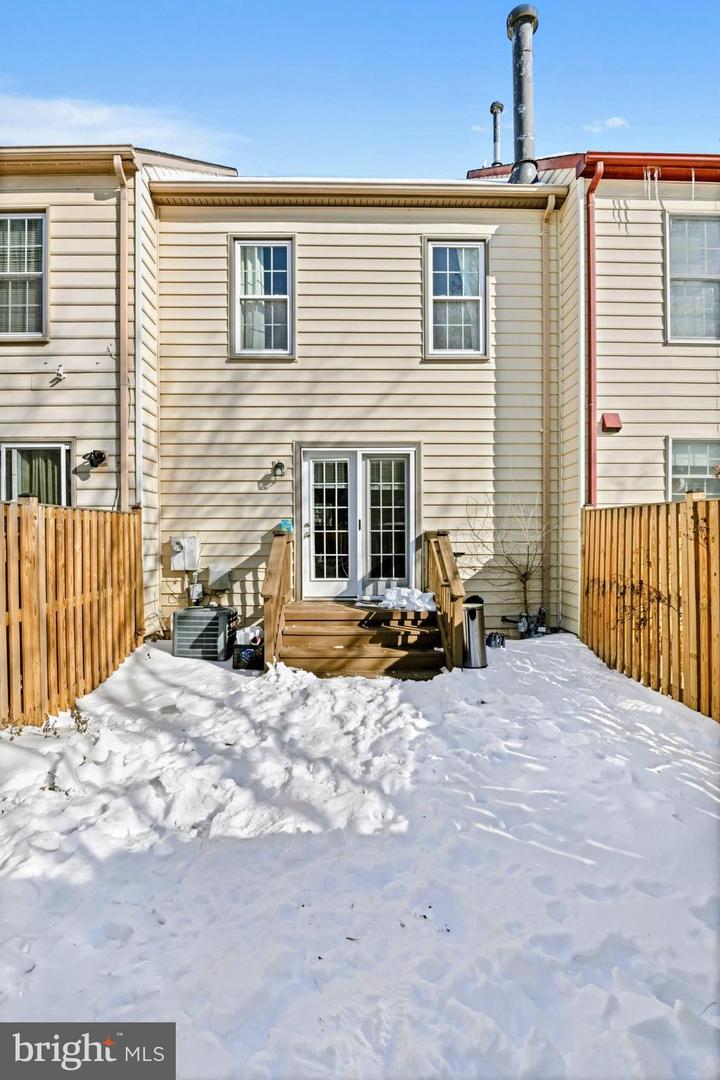 44025 ABERDEEN TER, ASHBURN, Virginia 20147, 3 Bedrooms Bedrooms, ,2 BathroomsBathrooms,Residential,For sale,44025 ABERDEEN TER,VALO2114636 MLS # VALO2114636