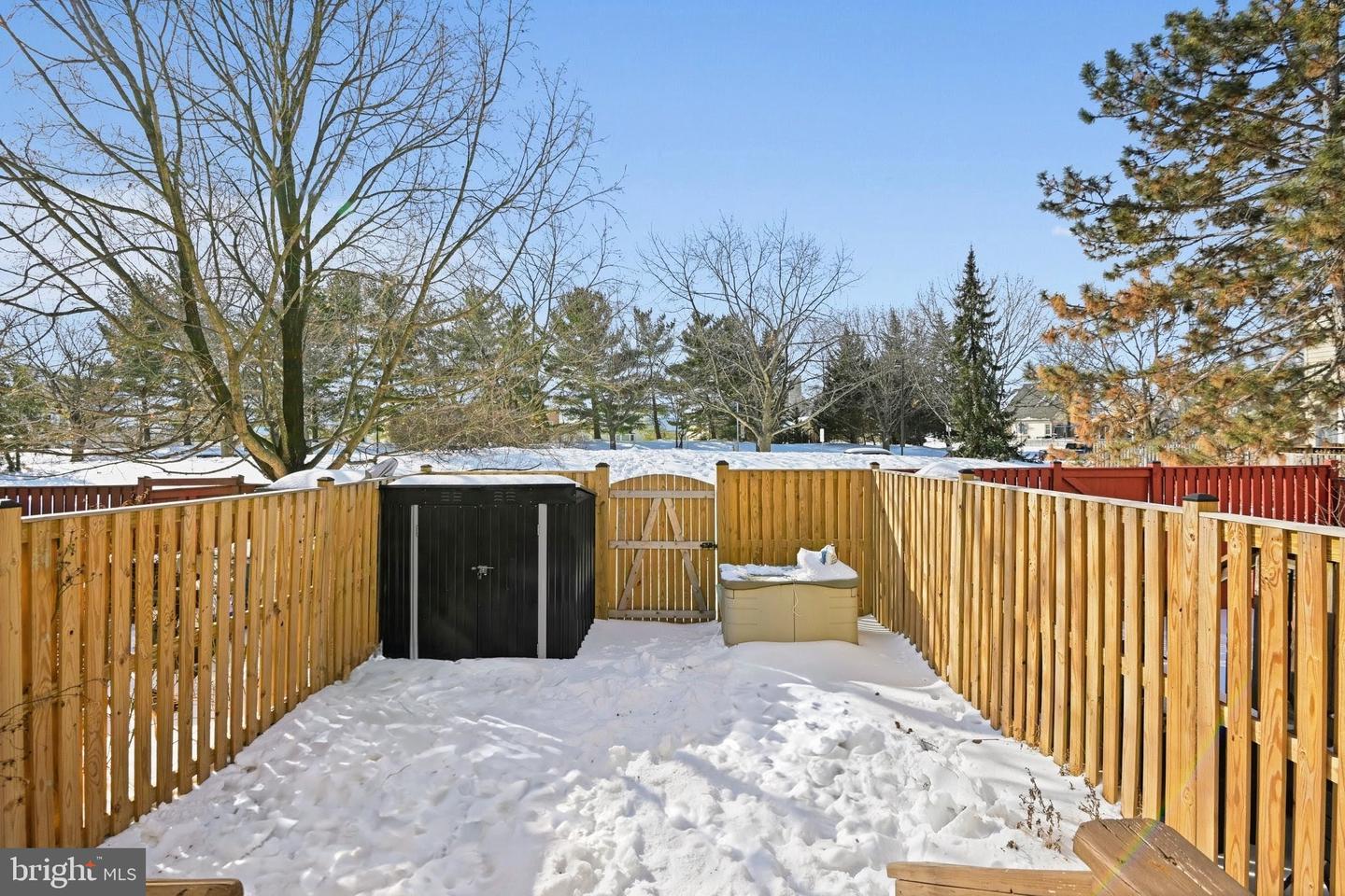 44025 ABERDEEN TER, ASHBURN, Virginia 20147, 3 Bedrooms Bedrooms, ,2 BathroomsBathrooms,Residential,For sale,44025 ABERDEEN TER,VALO2114636 MLS # VALO2114636