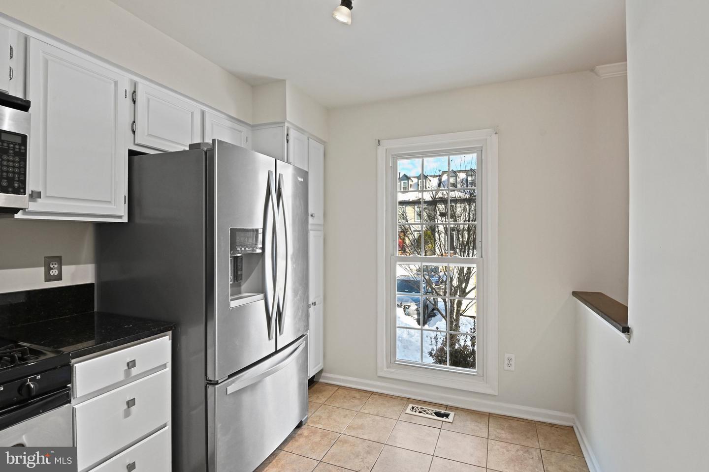 44025 ABERDEEN TER, ASHBURN, Virginia 20147, 3 Bedrooms Bedrooms, ,2 BathroomsBathrooms,Residential,For sale,44025 ABERDEEN TER,VALO2114636 MLS # VALO2114636