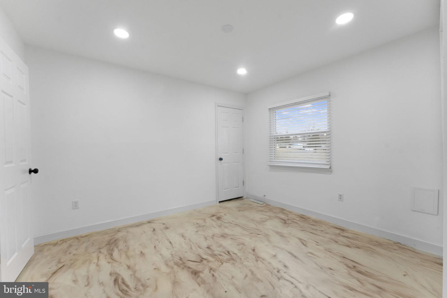 6703 CIMARRON ST, SPRINGFIELD, Virginia 22150, 3 Bedrooms Bedrooms, ,2 BathroomsBathrooms,Residential,For sale,6703 CIMARRON ST,VAFX2287568 MLS # VAFX2287568