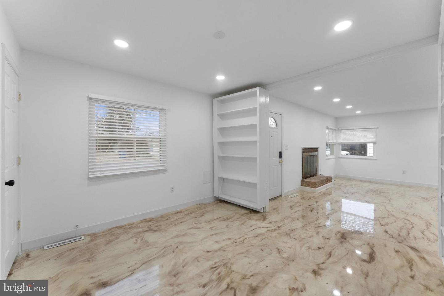 6703 CIMARRON ST, SPRINGFIELD, Virginia 22150, 3 Bedrooms Bedrooms, ,2 BathroomsBathrooms,Residential,For sale,6703 CIMARRON ST,VAFX2287568 MLS # VAFX2287568