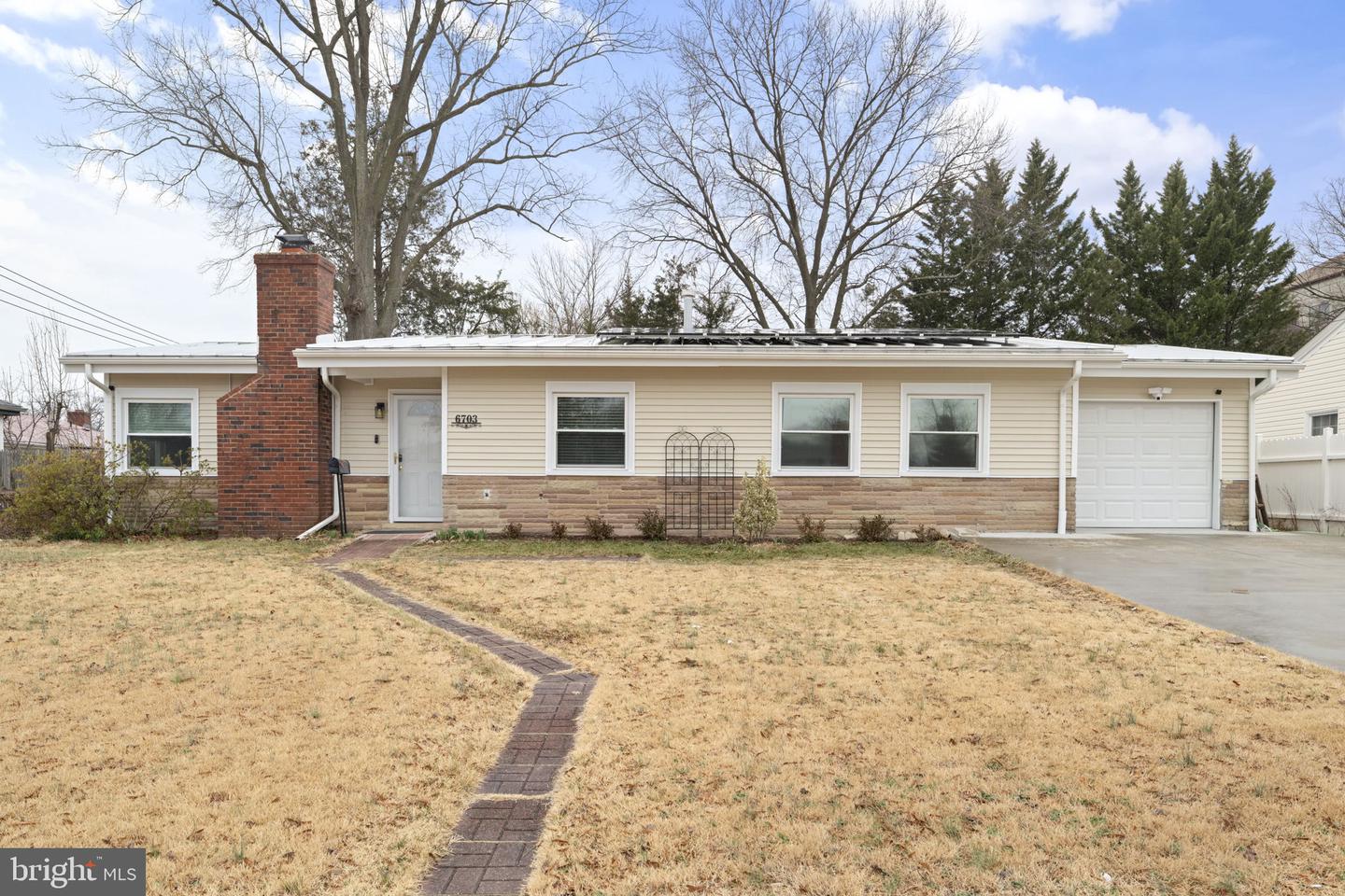 6703 CIMARRON ST, SPRINGFIELD, Virginia 22150, 3 Bedrooms Bedrooms, ,2 BathroomsBathrooms,Residential,For sale,6703 CIMARRON ST,VAFX2287568 MLS # VAFX2287568