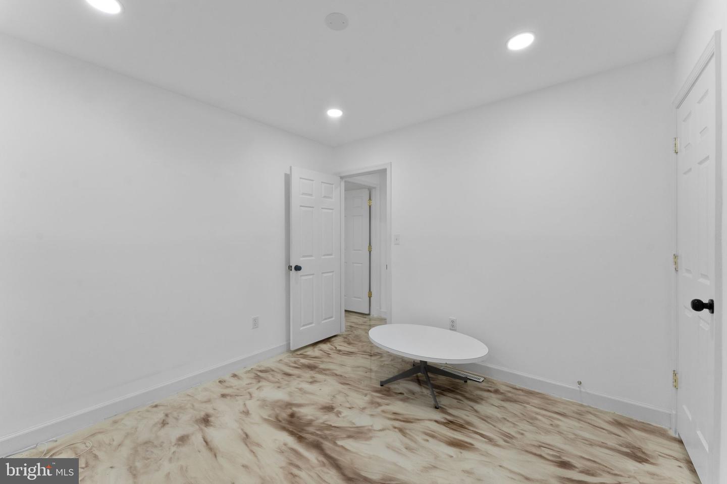 6703 CIMARRON ST, SPRINGFIELD, Virginia 22150, 3 Bedrooms Bedrooms, ,2 BathroomsBathrooms,Residential,For sale,6703 CIMARRON ST,VAFX2287568 MLS # VAFX2287568