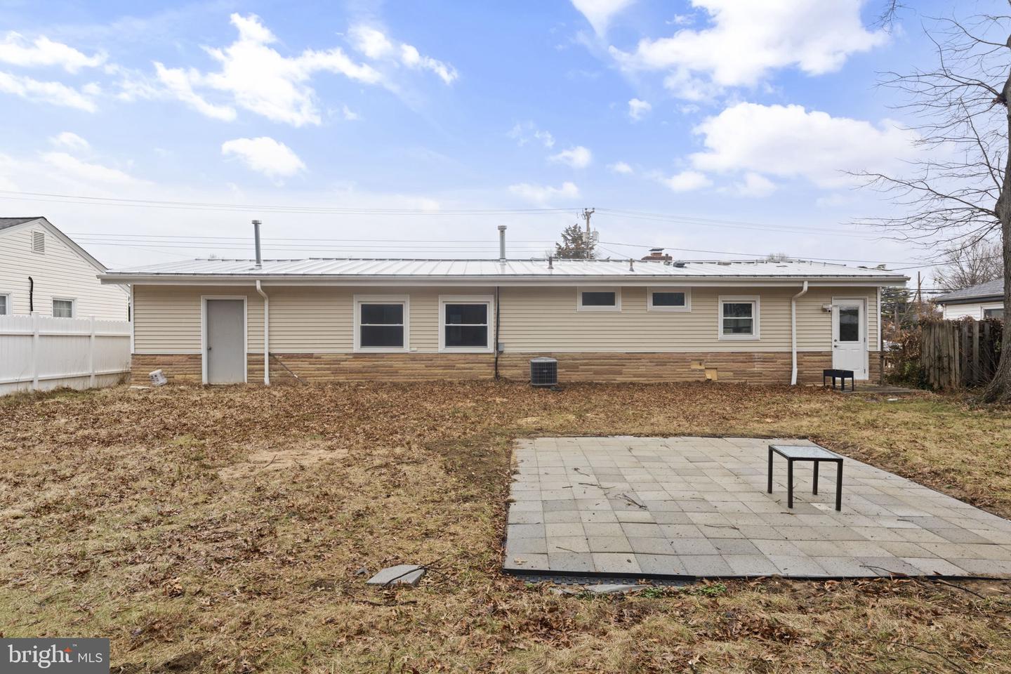 6703 CIMARRON ST, SPRINGFIELD, Virginia 22150, 3 Bedrooms Bedrooms, ,2 BathroomsBathrooms,Residential,For sale,6703 CIMARRON ST,VAFX2287568 MLS # VAFX2287568