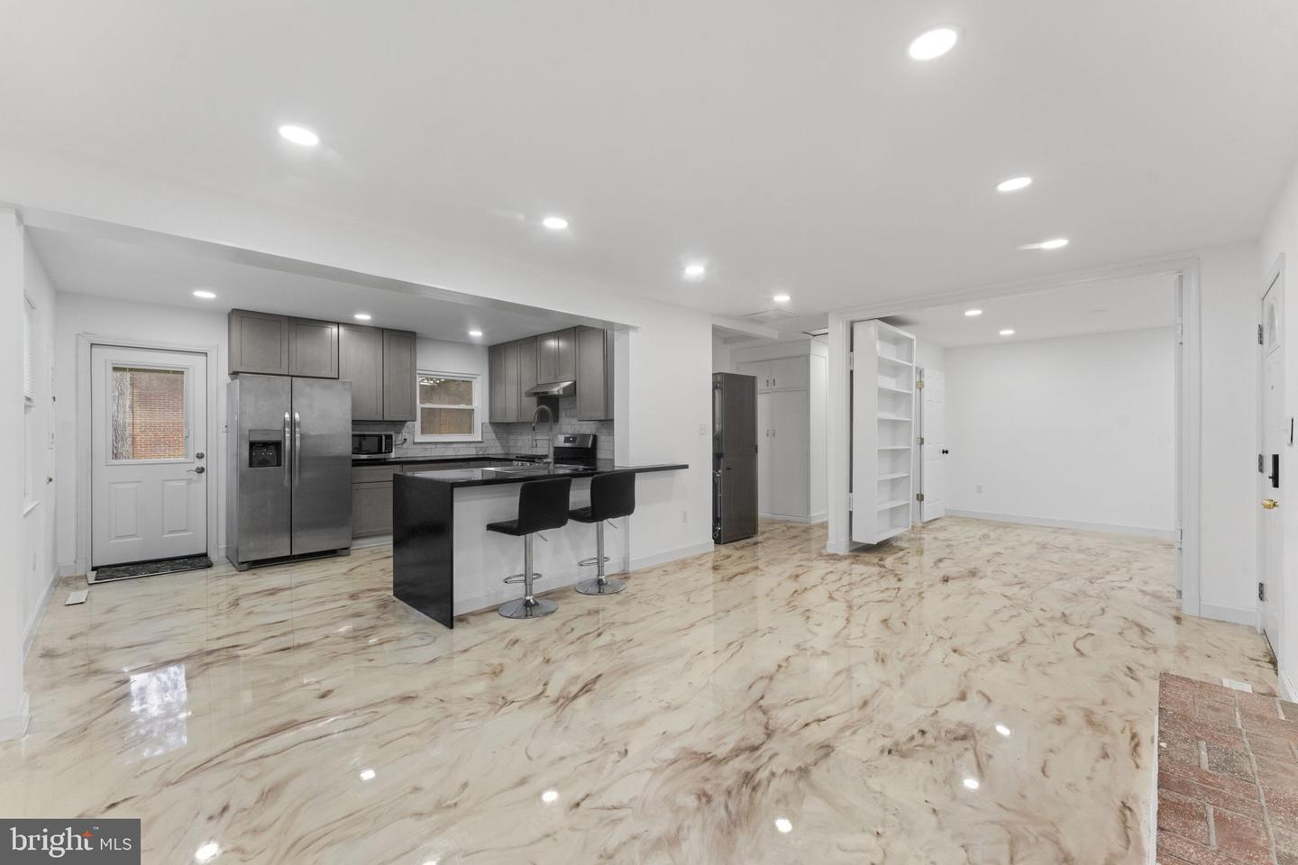 6703 CIMARRON ST, SPRINGFIELD, Virginia 22150, 3 Bedrooms Bedrooms, ,2 BathroomsBathrooms,Residential,For sale,6703 CIMARRON ST,VAFX2287568 MLS # VAFX2287568