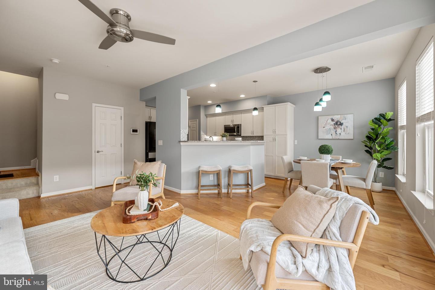 25236 ORCHARD VIEW TER, CHANTILLY, Virginia 20152, 3 Bedrooms Bedrooms, ,2 BathroomsBathrooms,Residential,For sale,25236 ORCHARD VIEW TER,VALO2114684 MLS # VALO2114684