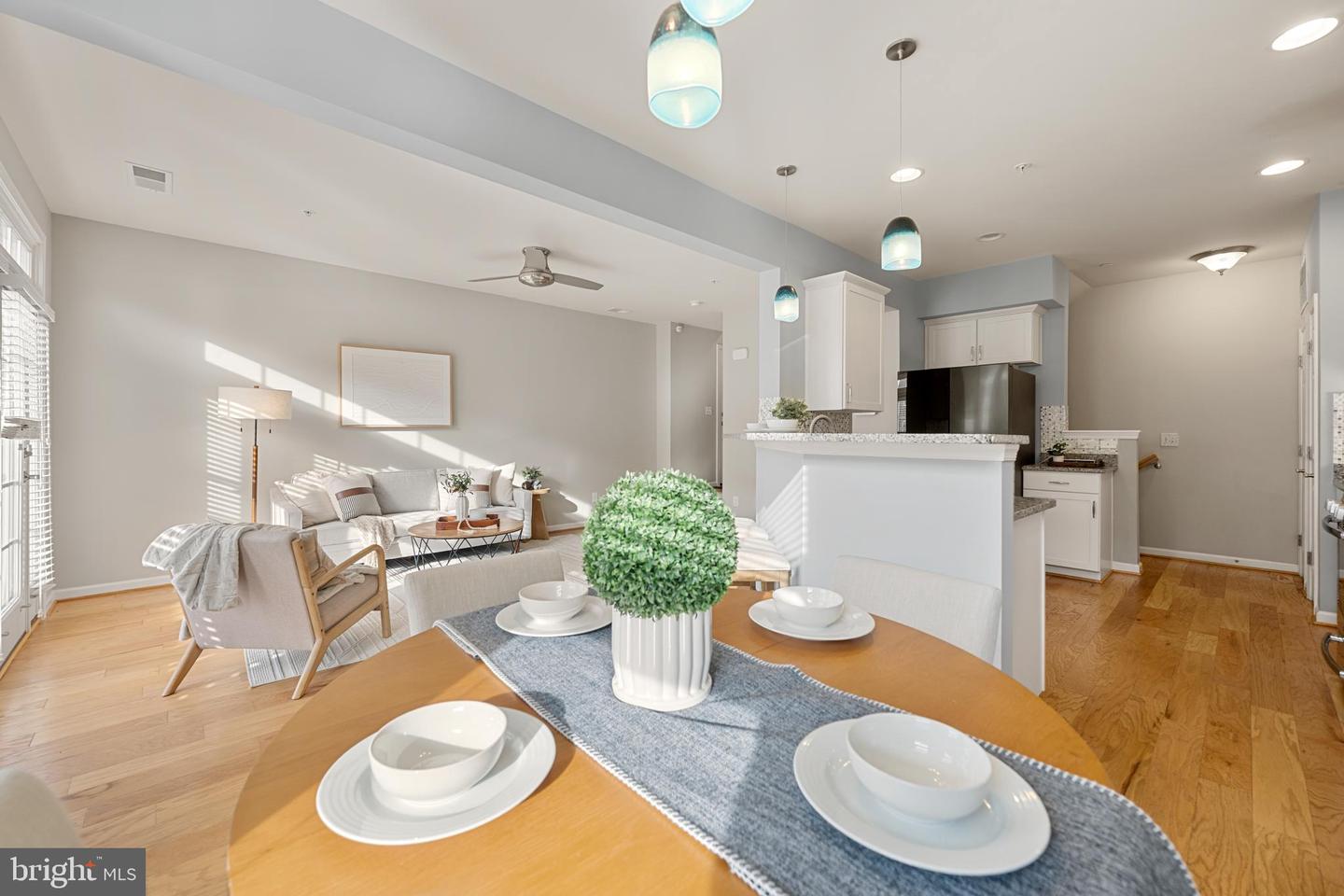 25236 ORCHARD VIEW TER, CHANTILLY, Virginia 20152, 3 Bedrooms Bedrooms, ,2 BathroomsBathrooms,Residential,For sale,25236 ORCHARD VIEW TER,VALO2114684 MLS # VALO2114684