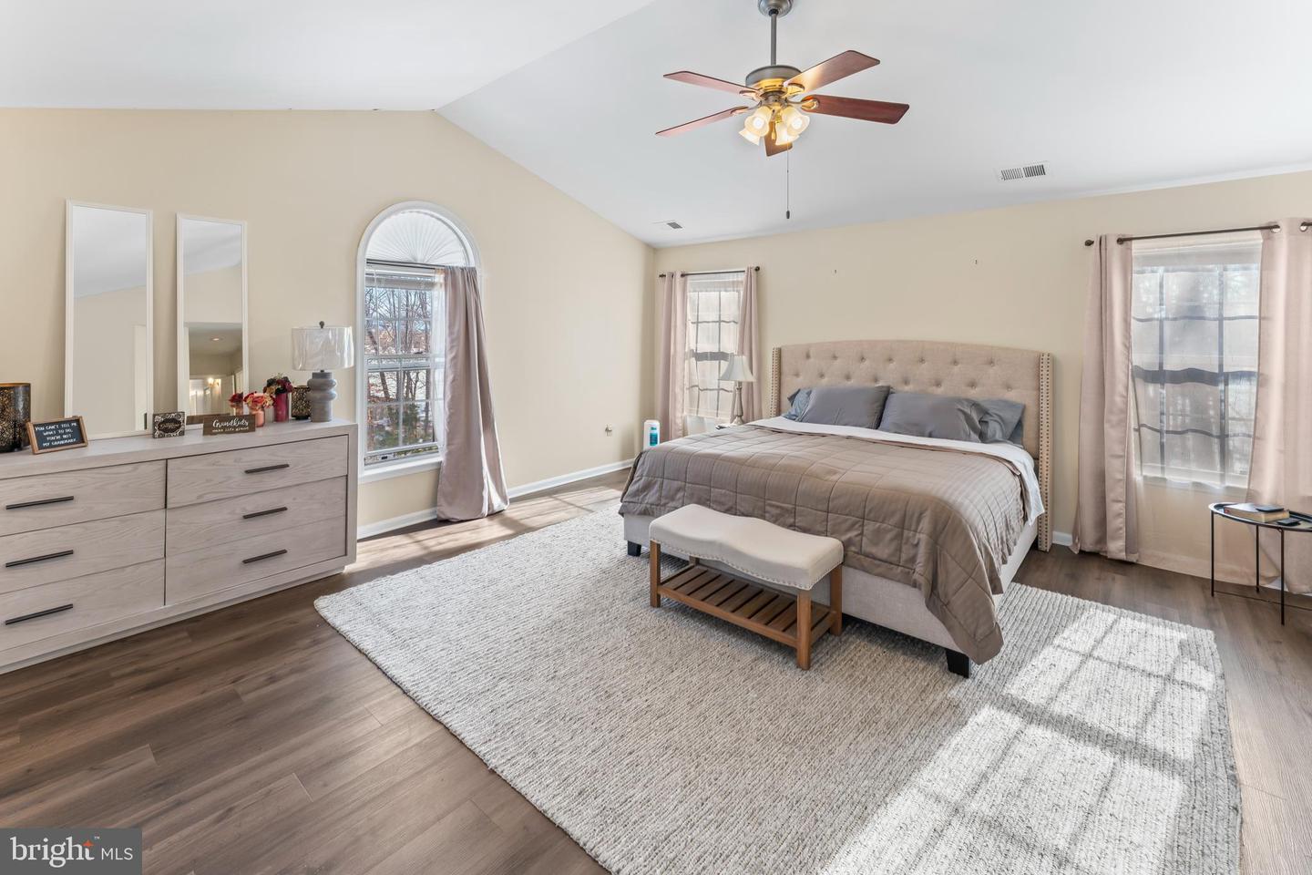 13537 PACE CT, WOODBRIDGE, Virginia 22193, 5 Bedrooms Bedrooms, ,3 BathroomsBathrooms,Residential,For sale,13537 PACE CT,VAPW2111276 MLS # VAPW2111276