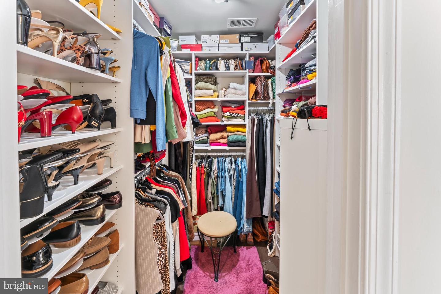 13537 PACE CT, WOODBRIDGE, Virginia 22193, 5 Bedrooms Bedrooms, ,3 BathroomsBathrooms,Residential,For sale,13537 PACE CT,VAPW2111276 MLS # VAPW2111276