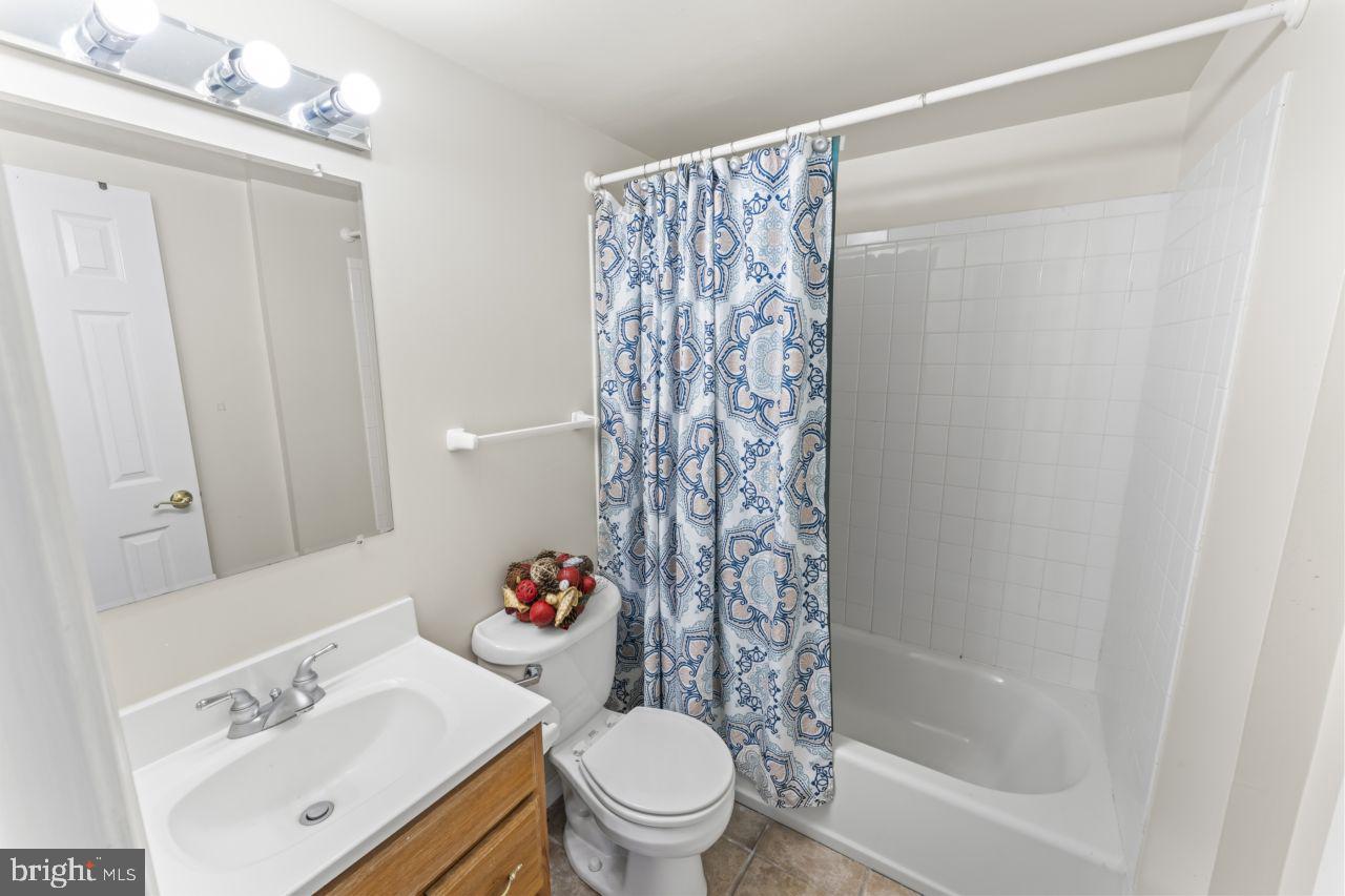 13537 PACE CT, WOODBRIDGE, Virginia 22193, 5 Bedrooms Bedrooms, ,3 BathroomsBathrooms,Residential,For sale,13537 PACE CT,VAPW2111276 MLS # VAPW2111276