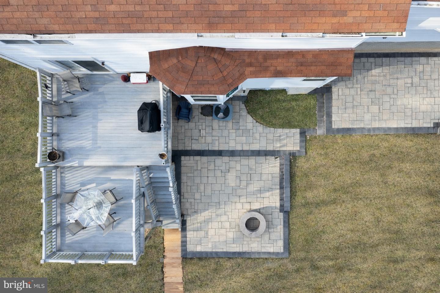 13537 PACE CT, WOODBRIDGE, Virginia 22193, 5 Bedrooms Bedrooms, ,3 BathroomsBathrooms,Residential,For sale,13537 PACE CT,VAPW2111276 MLS # VAPW2111276