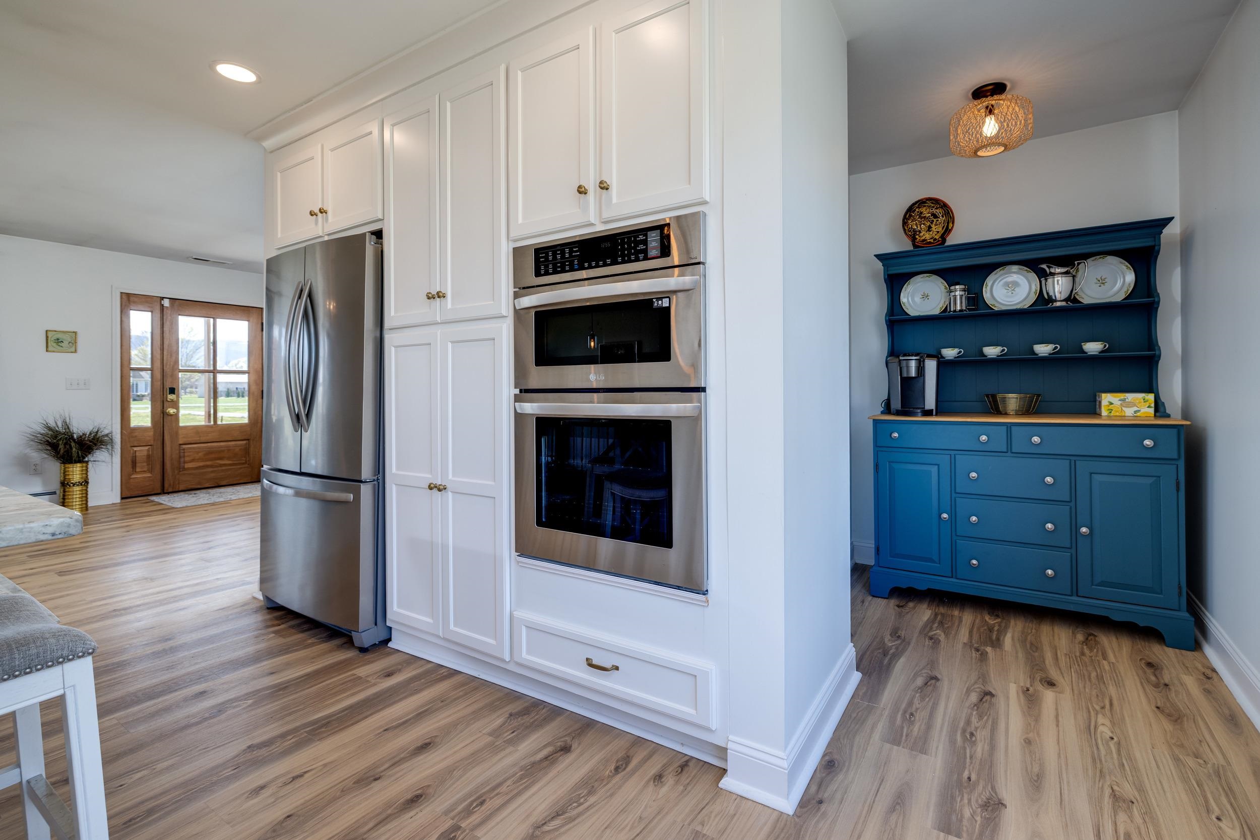 901 RIVERSIDE AVE, GROTTOES, Virginia 24441, 5 Bedrooms Bedrooms, ,3 BathroomsBathrooms,Residential,901 RIVERSIDE AVE,673685 MLS # 673685 901 RIVERSIDE AVE, GROTTOES, Virginia 24441, 5 Bedrooms Bedrooms, ,3 BathroomsBathrooms,Residential,901 RIVERSIDE AVE,673685 MLS # 673685