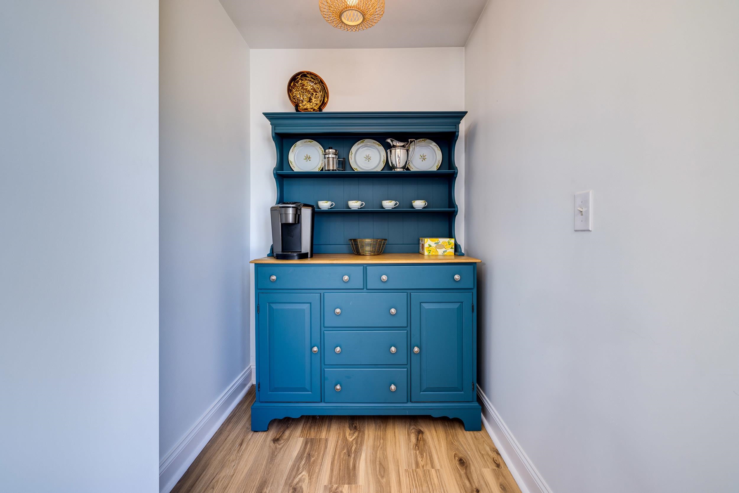 901 RIVERSIDE AVE, GROTTOES, Virginia 24441, 5 Bedrooms Bedrooms, ,3 BathroomsBathrooms,Residential,901 RIVERSIDE AVE,673685 MLS # 673685 901 RIVERSIDE AVE, GROTTOES, Virginia 24441, 5 Bedrooms Bedrooms, ,3 BathroomsBathrooms,Residential,901 RIVERSIDE AVE,673685 MLS # 673685