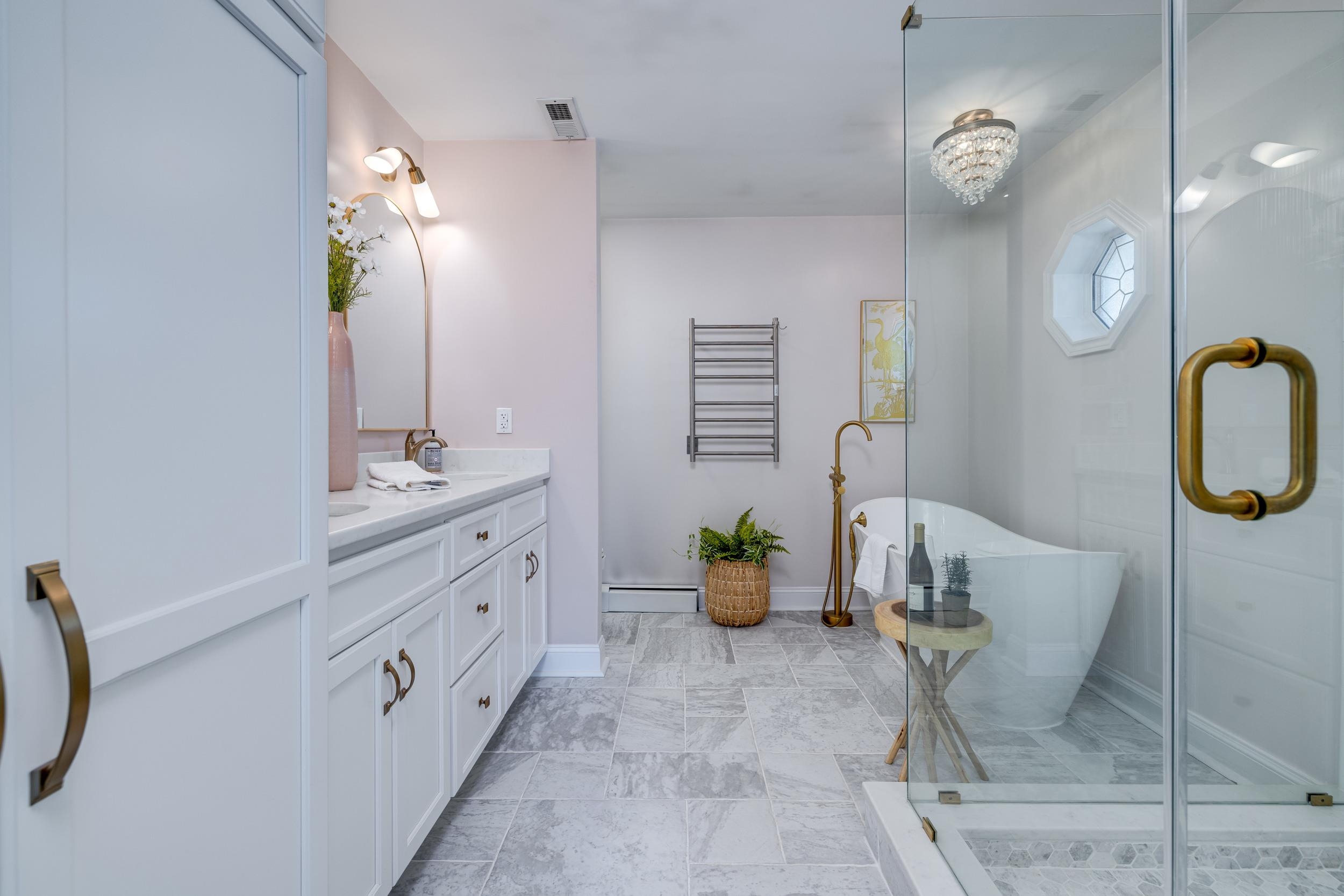 901 RIVERSIDE AVE, GROTTOES, Virginia 24441, 5 Bedrooms Bedrooms, ,3 BathroomsBathrooms,Residential,901 RIVERSIDE AVE,673685 MLS # 673685 901 RIVERSIDE AVE, GROTTOES, Virginia 24441, 5 Bedrooms Bedrooms, ,3 BathroomsBathrooms,Residential,901 RIVERSIDE AVE,673685 MLS # 673685