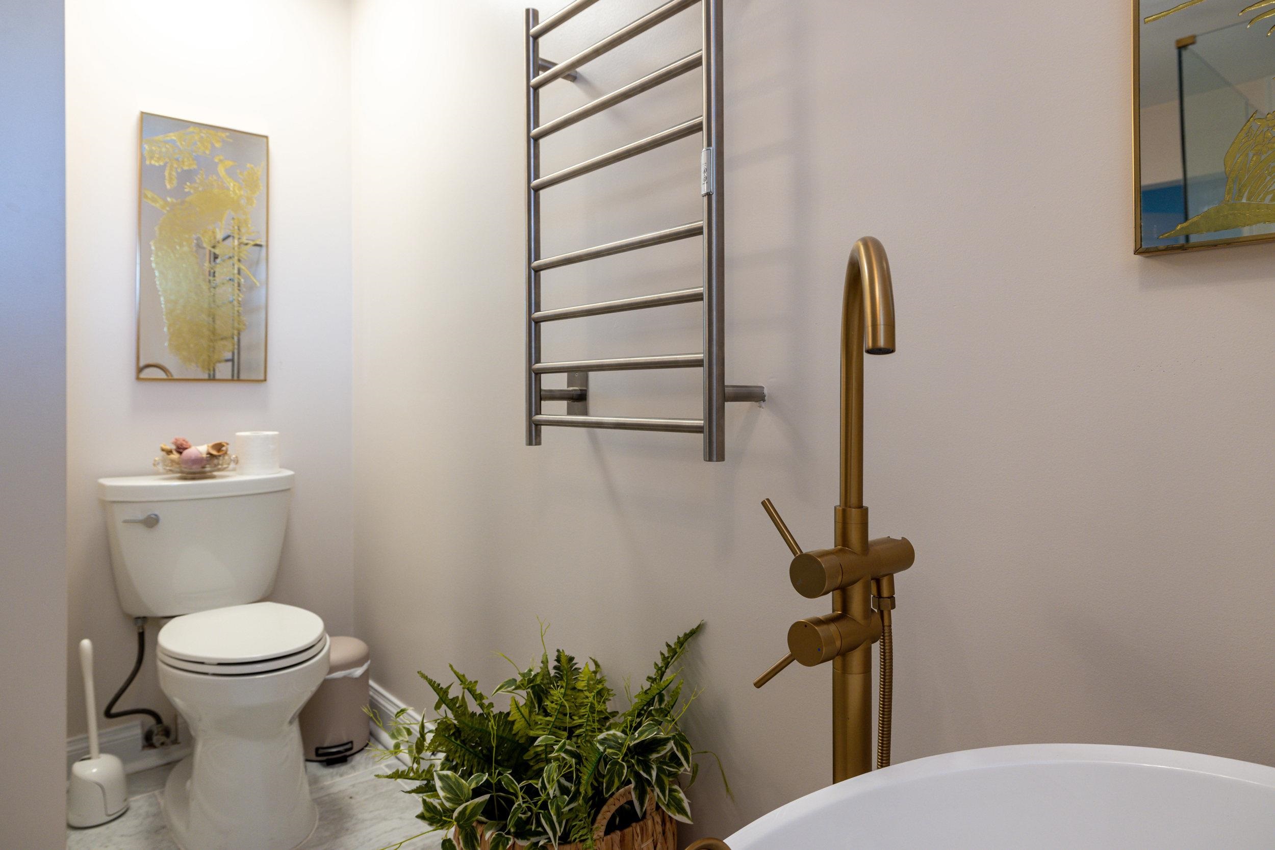 901 RIVERSIDE AVE, GROTTOES, Virginia 24441, 5 Bedrooms Bedrooms, ,3 BathroomsBathrooms,Residential,901 RIVERSIDE AVE,673685 MLS # 673685 901 RIVERSIDE AVE, GROTTOES, Virginia 24441, 5 Bedrooms Bedrooms, ,3 BathroomsBathrooms,Residential,901 RIVERSIDE AVE,673685 MLS # 673685