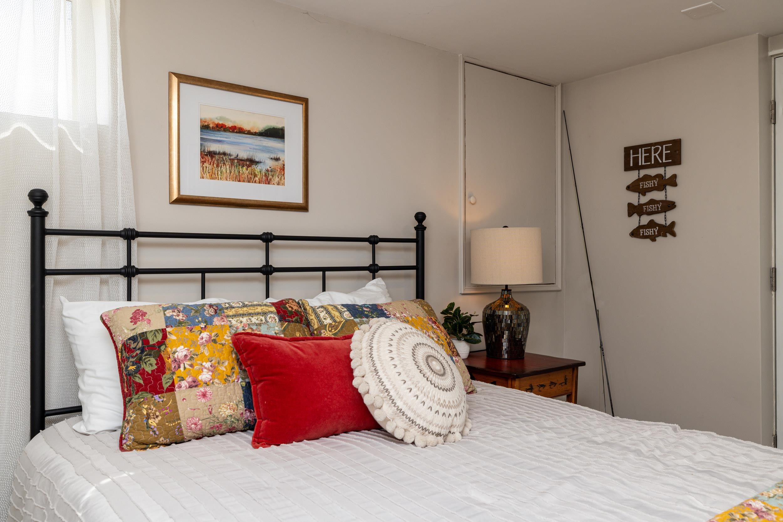 901 RIVERSIDE AVE, GROTTOES, Virginia 24441, 5 Bedrooms Bedrooms, ,3 BathroomsBathrooms,Residential,901 RIVERSIDE AVE,673685 MLS # 673685 901 RIVERSIDE AVE, GROTTOES, Virginia 24441, 5 Bedrooms Bedrooms, ,3 BathroomsBathrooms,Residential,901 RIVERSIDE AVE,673685 MLS # 673685