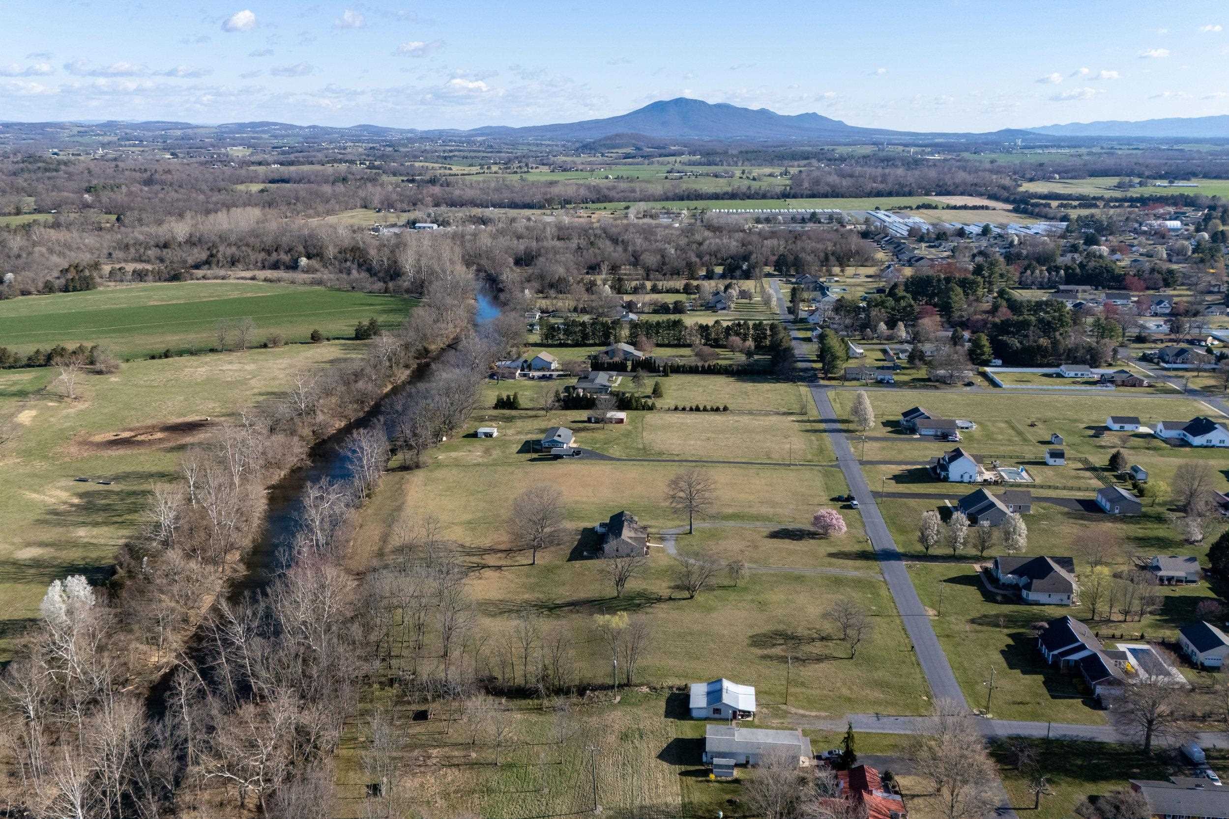 901 RIVERSIDE AVE, GROTTOES, Virginia 24441, 5 Bedrooms Bedrooms, ,3 BathroomsBathrooms,Residential,901 RIVERSIDE AVE,673685 MLS # 673685 901 RIVERSIDE AVE, GROTTOES, Virginia 24441, 5 Bedrooms Bedrooms, ,3 BathroomsBathrooms,Residential,901 RIVERSIDE AVE,673685 MLS # 673685