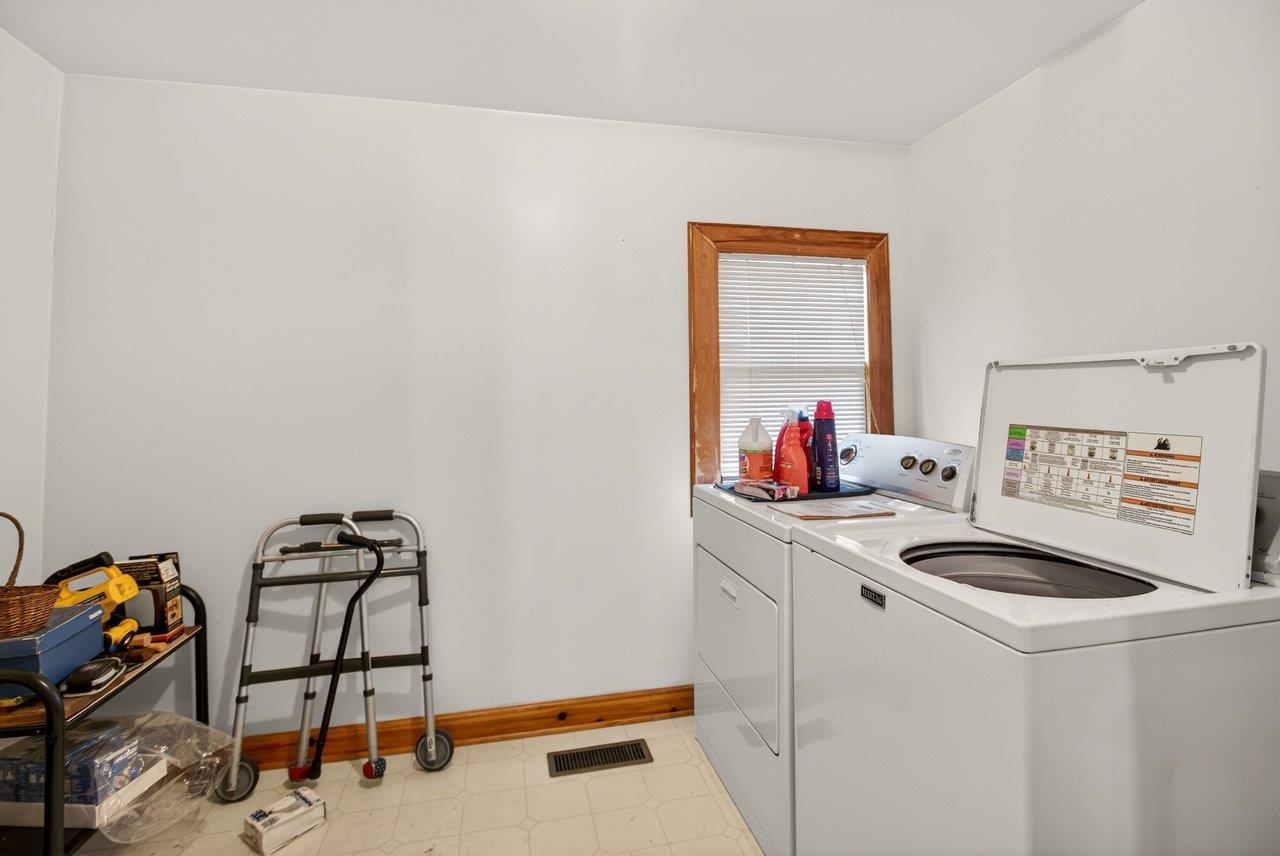 10677 ALLMAN RD, DAYTON, Virginia 22821, 3 Bedrooms Bedrooms, ,1 BathroomBathrooms,Residential,10677 ALLMAN RD,673691 MLS # 673691