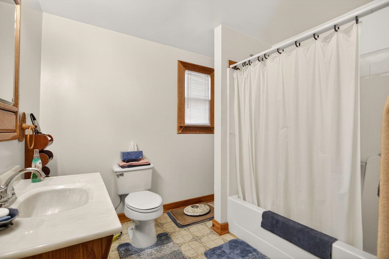 10677 ALLMAN RD, DAYTON, Virginia 22821, 3 Bedrooms Bedrooms, ,1 BathroomBathrooms,Residential,10677 ALLMAN RD,673691 MLS # 673691