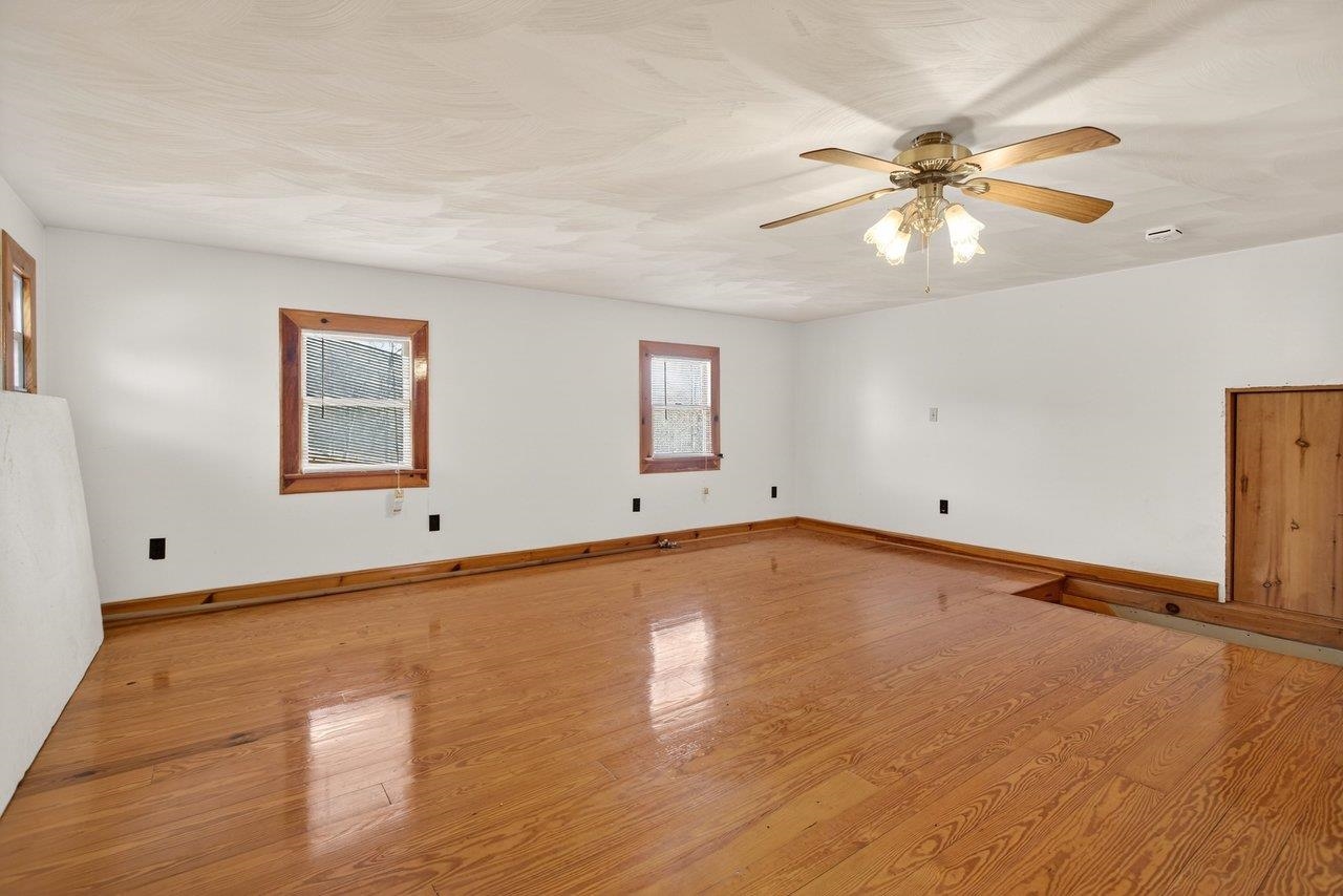 10677 ALLMAN RD, DAYTON, Virginia 22821, 3 Bedrooms Bedrooms, ,1 BathroomBathrooms,Residential,10677 ALLMAN RD,673691 MLS # 673691