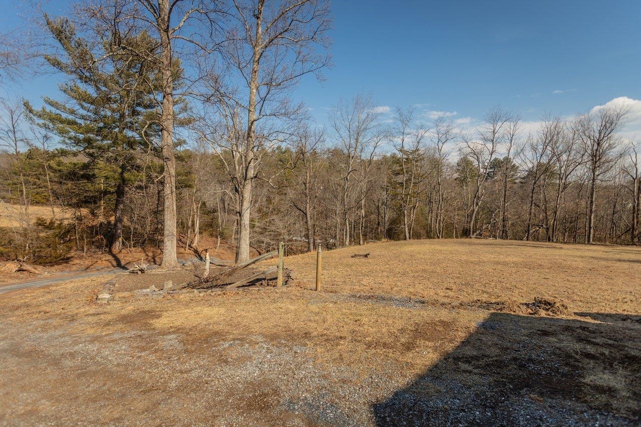 10677 ALLMAN RD, DAYTON, Virginia 22821, 3 Bedrooms Bedrooms, ,1 BathroomBathrooms,Residential,10677 ALLMAN RD,673691 MLS # 673691